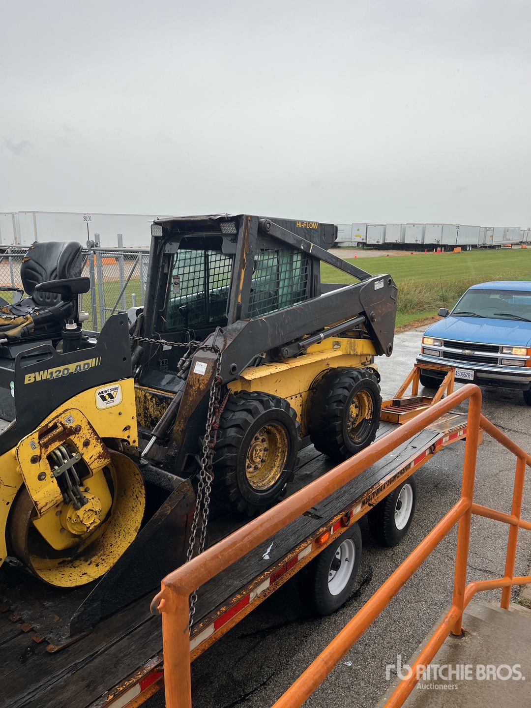 Photo of New Holland LS180