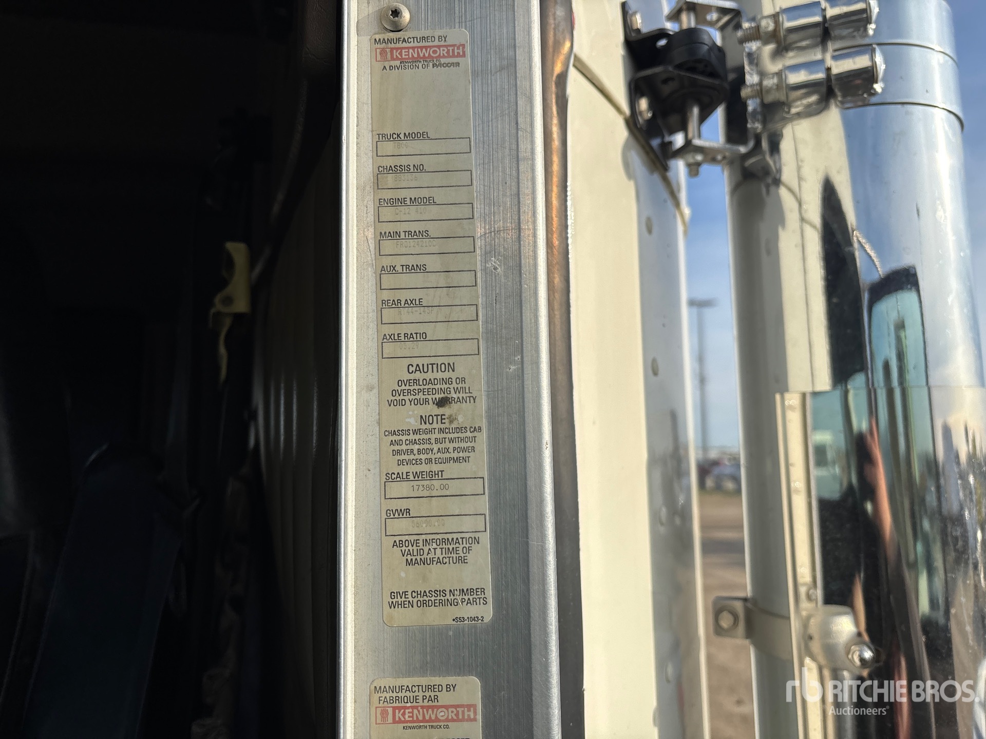 2001 Kenworth T800