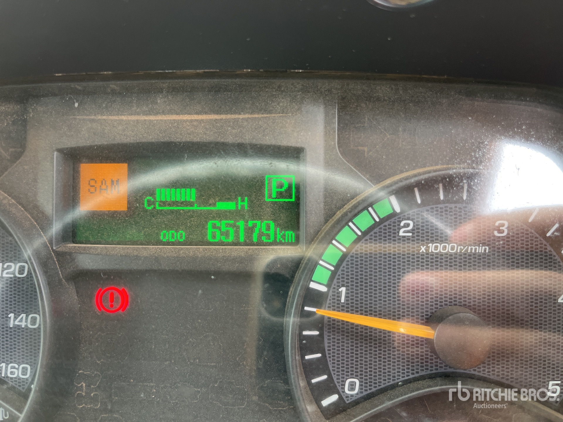 2017 Mitsubishi FUSO CANTER 7/8