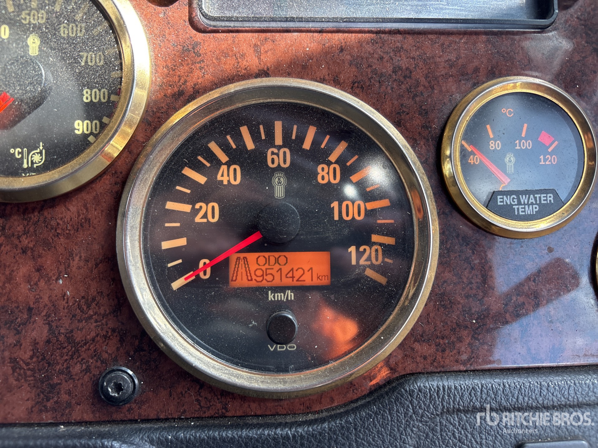 2022 Kenworth K200