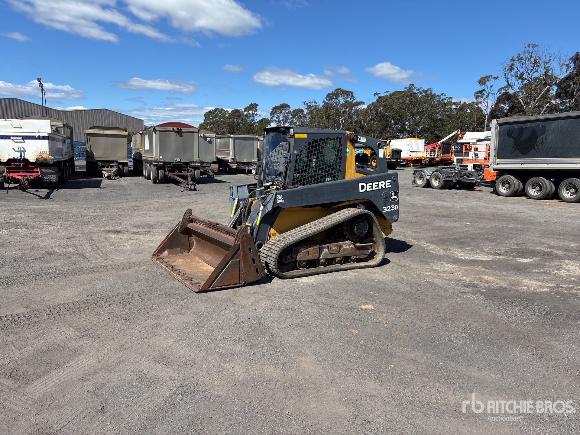 2012 John Deere 323D