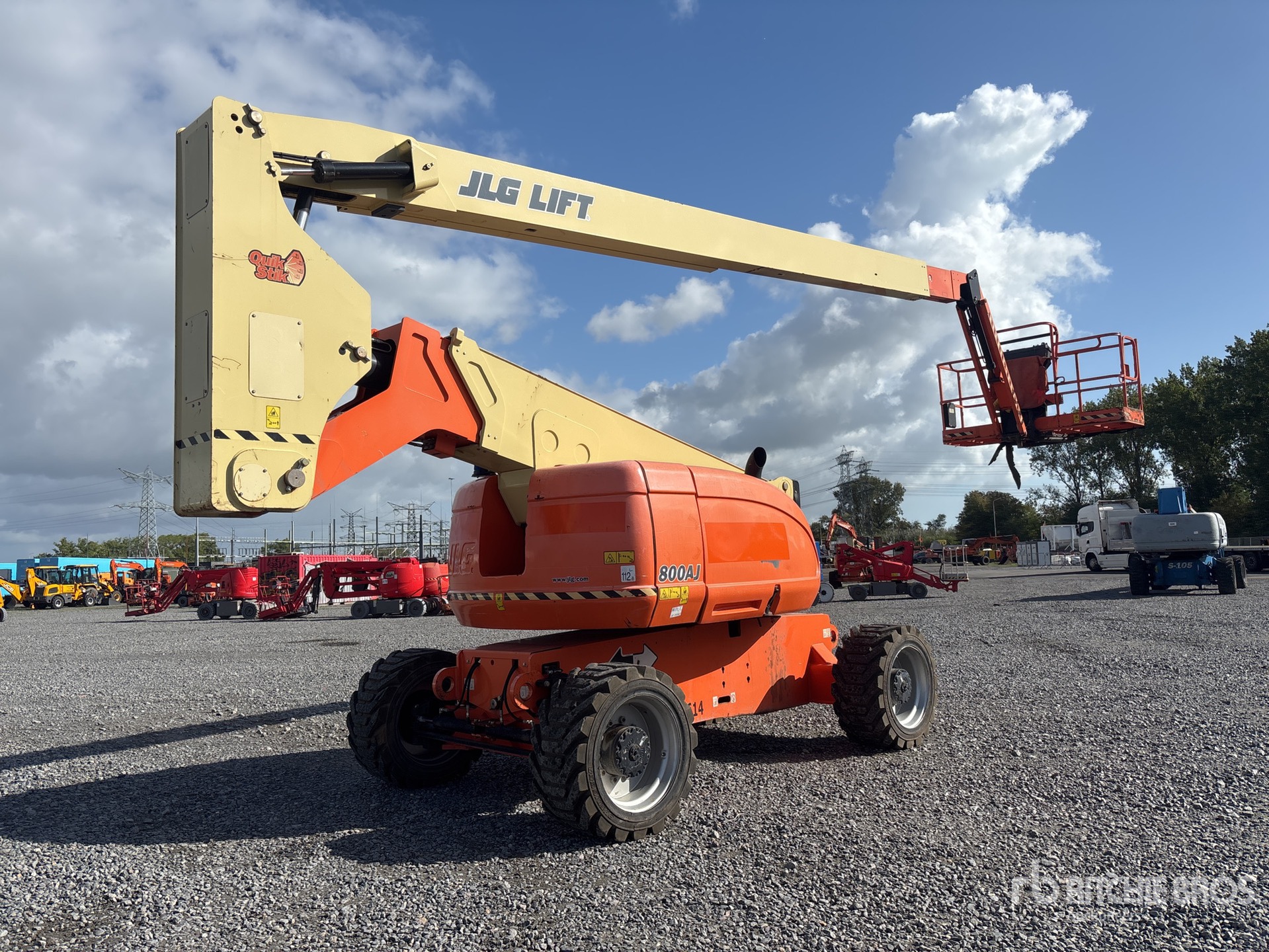 Photo of 2016 JLG 800 AJ