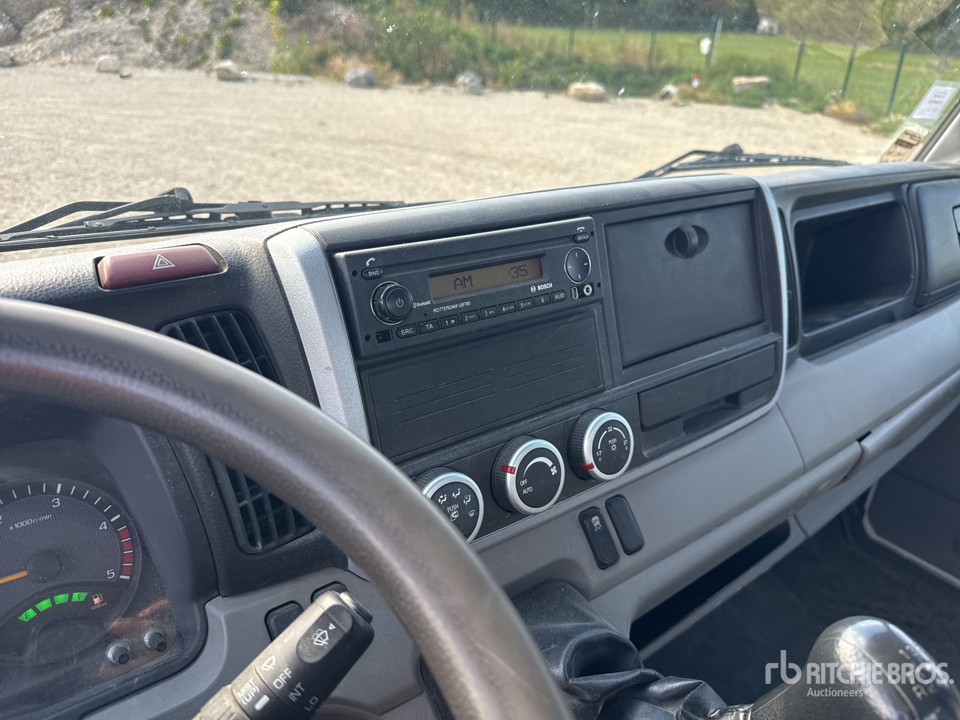 2020 Fuso CANTER