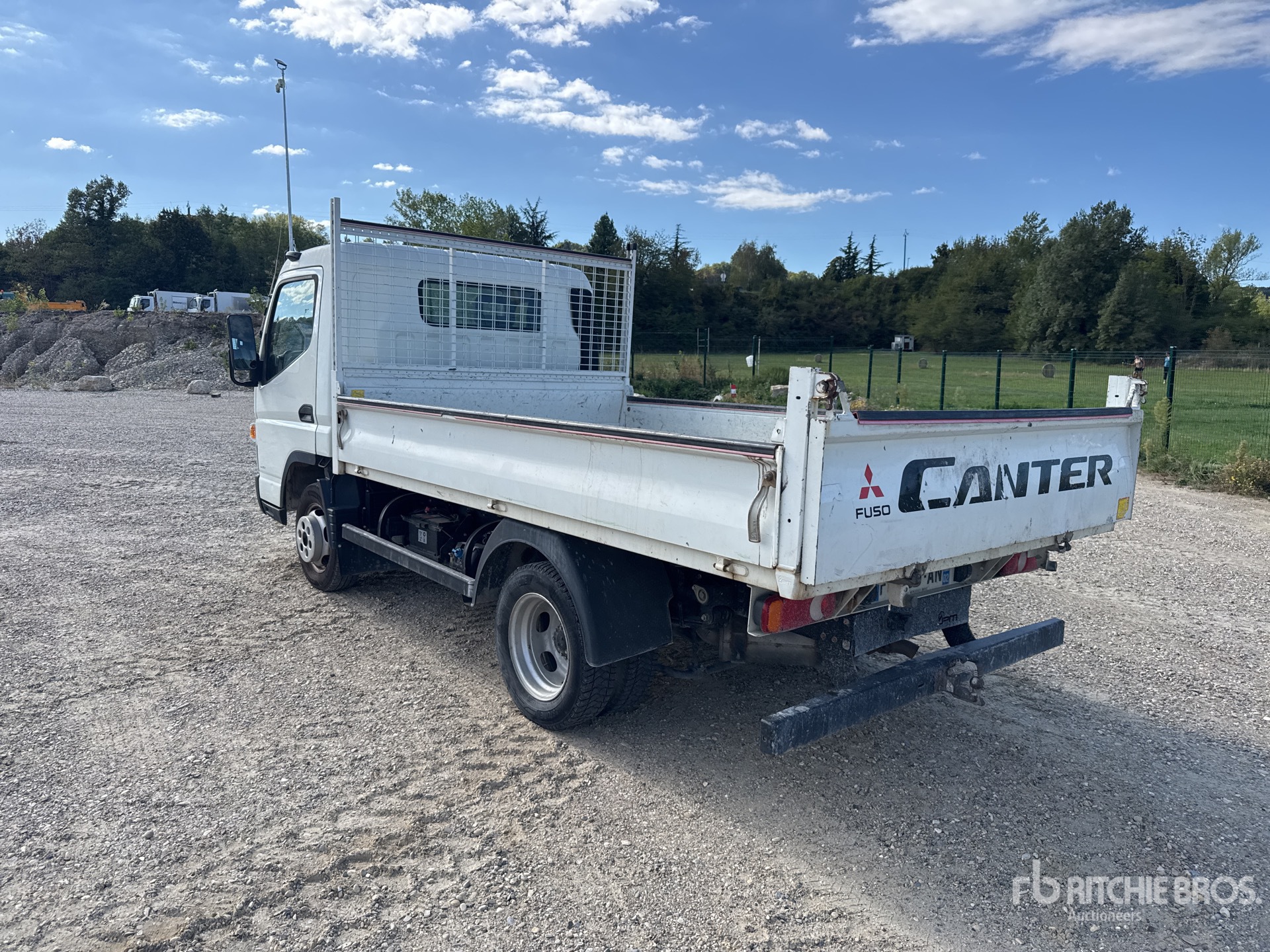 2020 Fuso CANTER