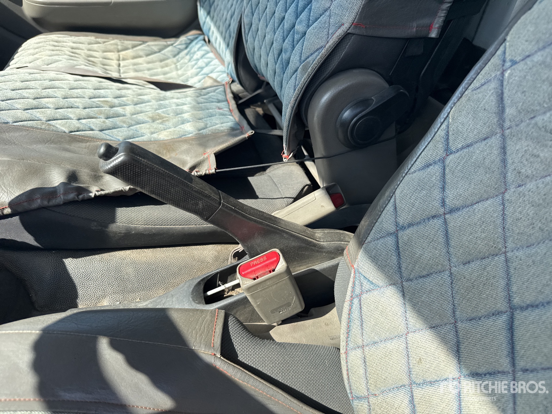 2014 Nissan NT 400 CABSTAR