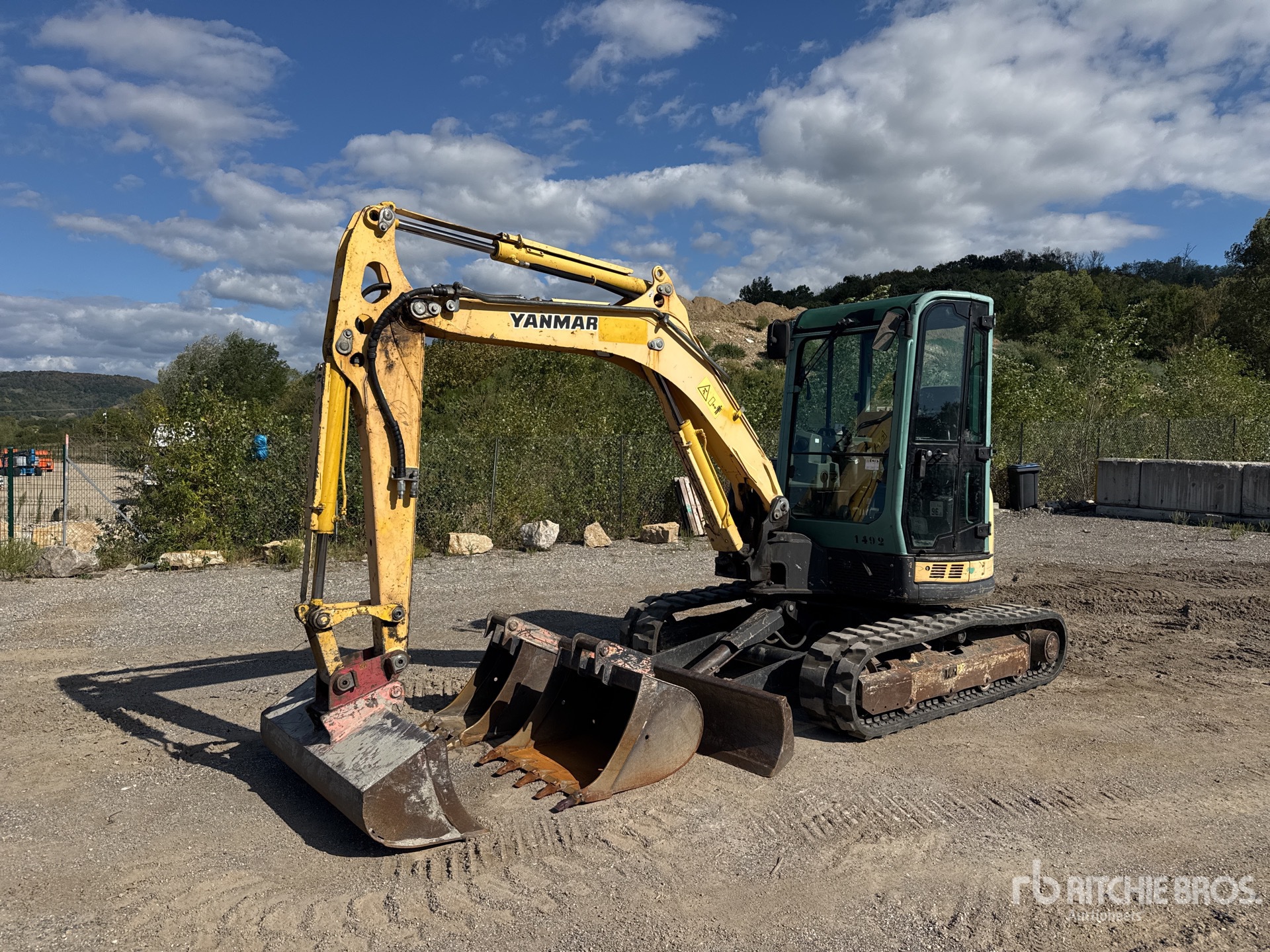 Photo of 2015 Yanmar VIO50-U