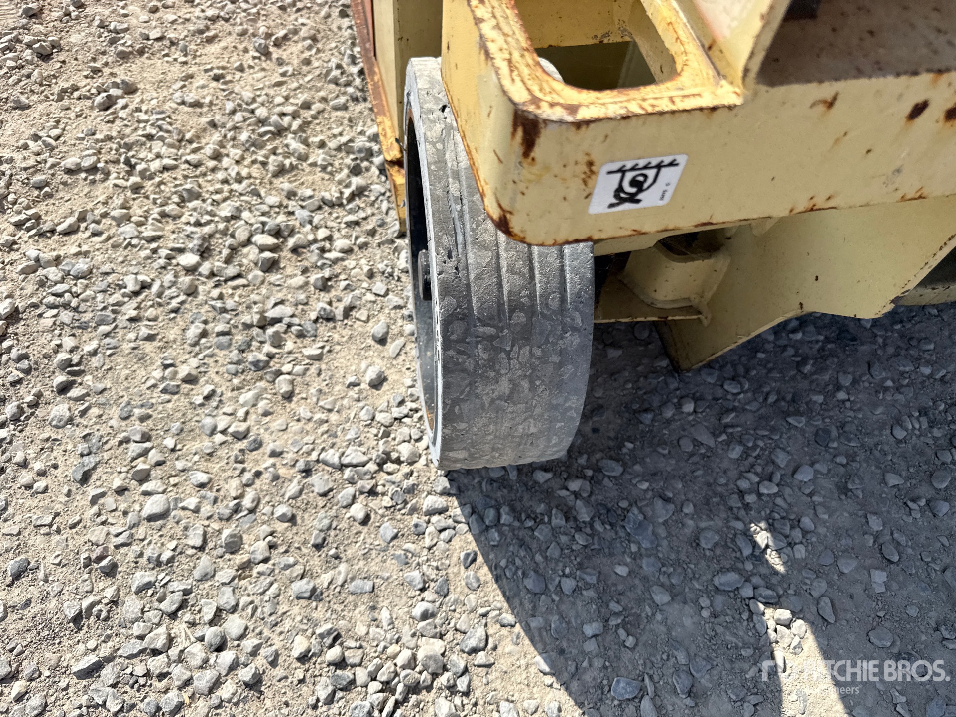 2015 JLG 10RS