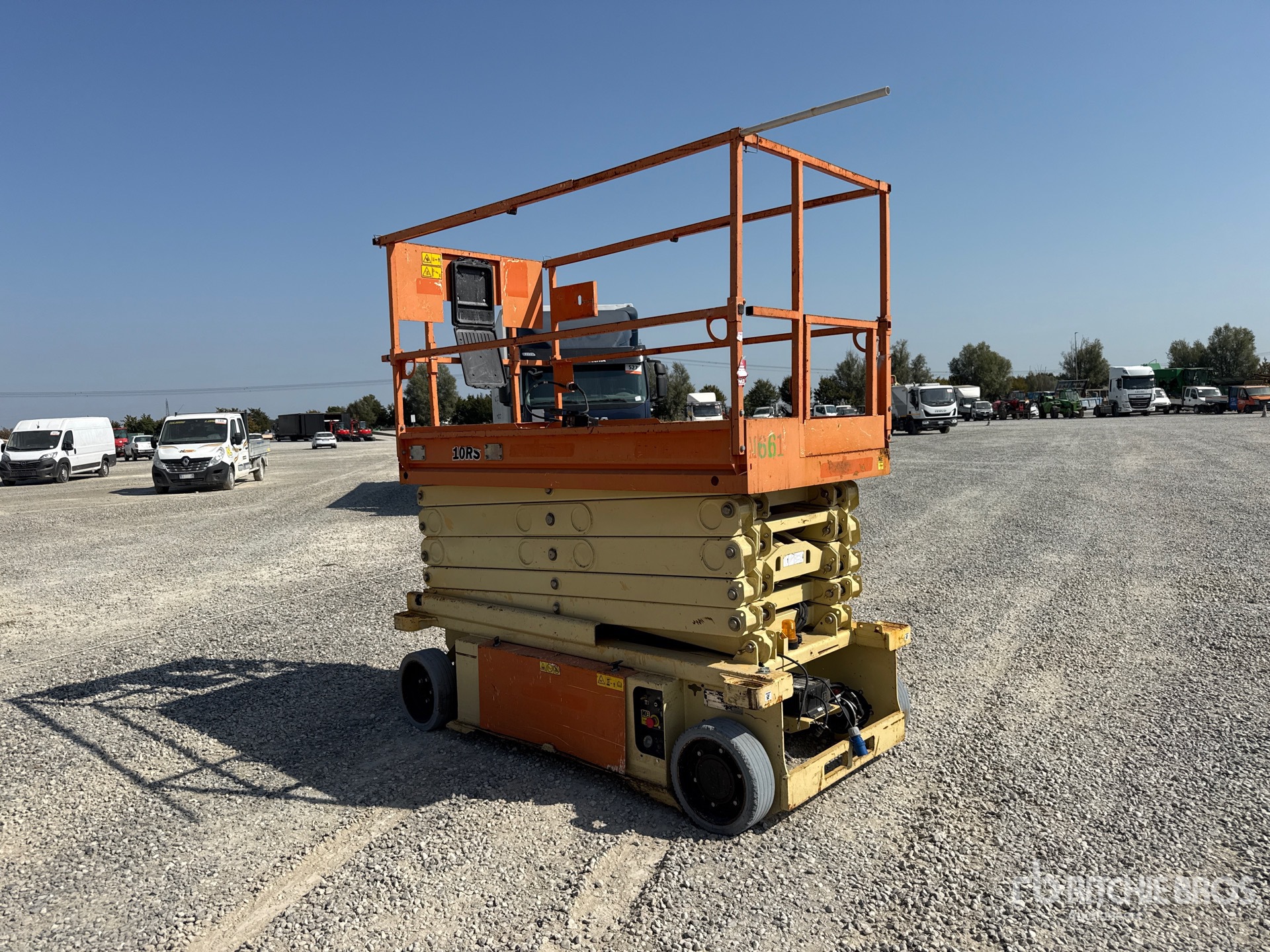 Photo of 2015 JLG 10RS