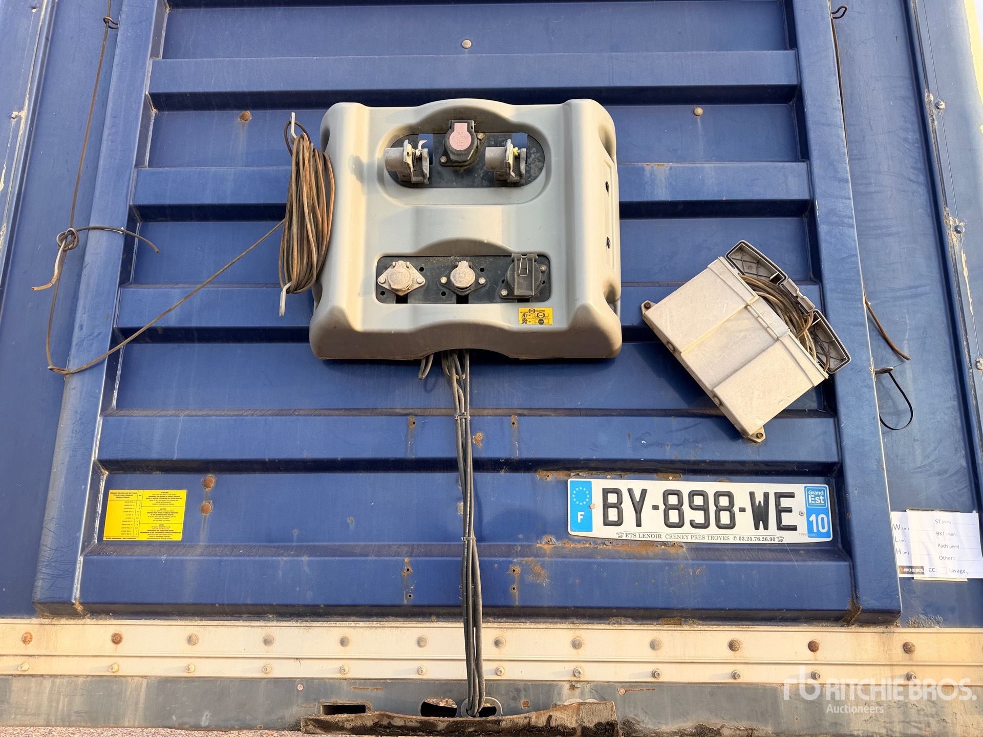 2011 Fruehauf TX38C