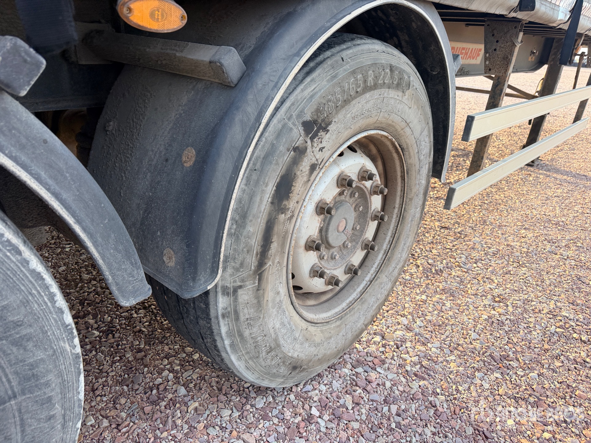 2011 Fruehauf TX38C