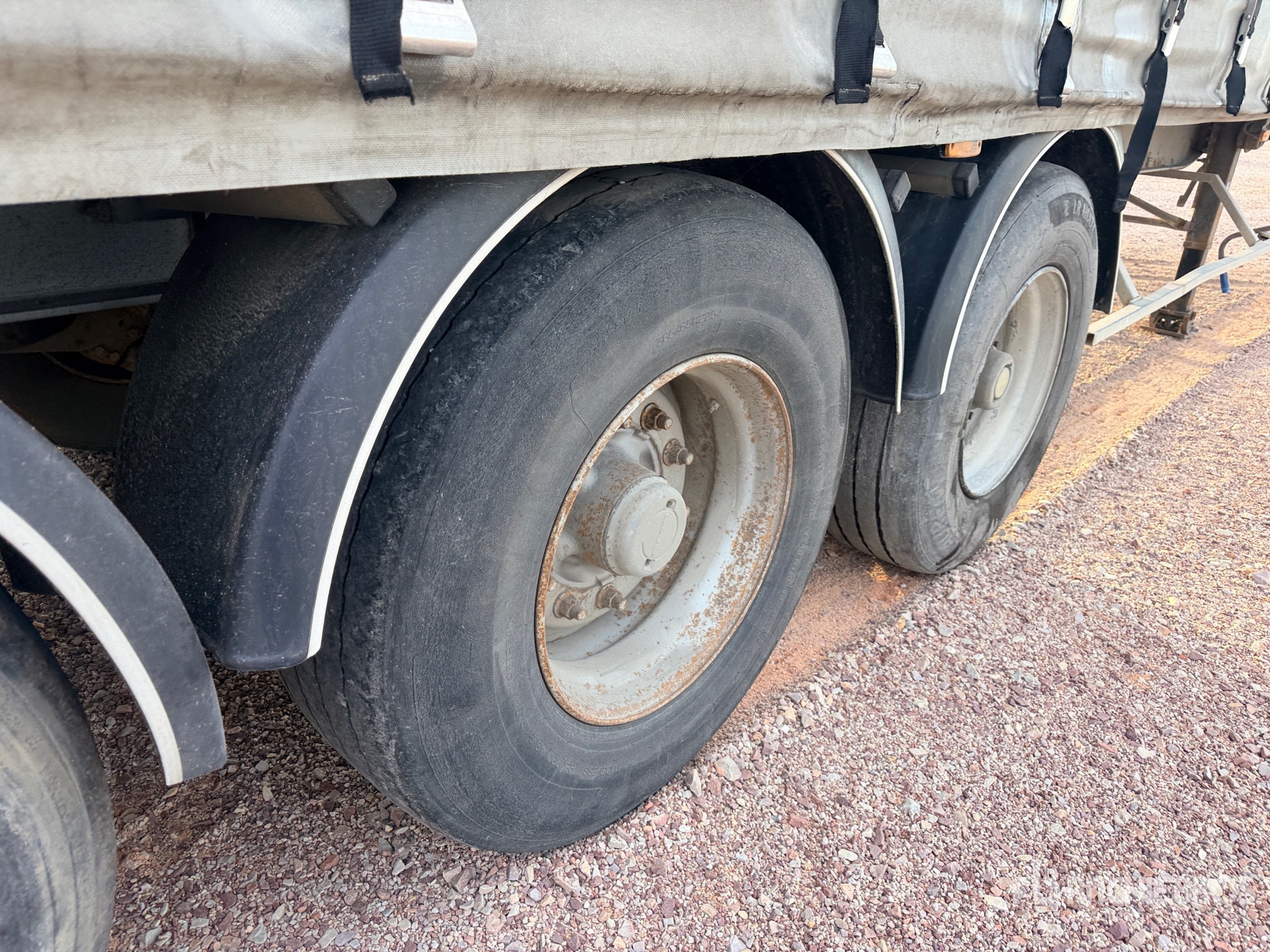 2003 Fruehauf TX34C