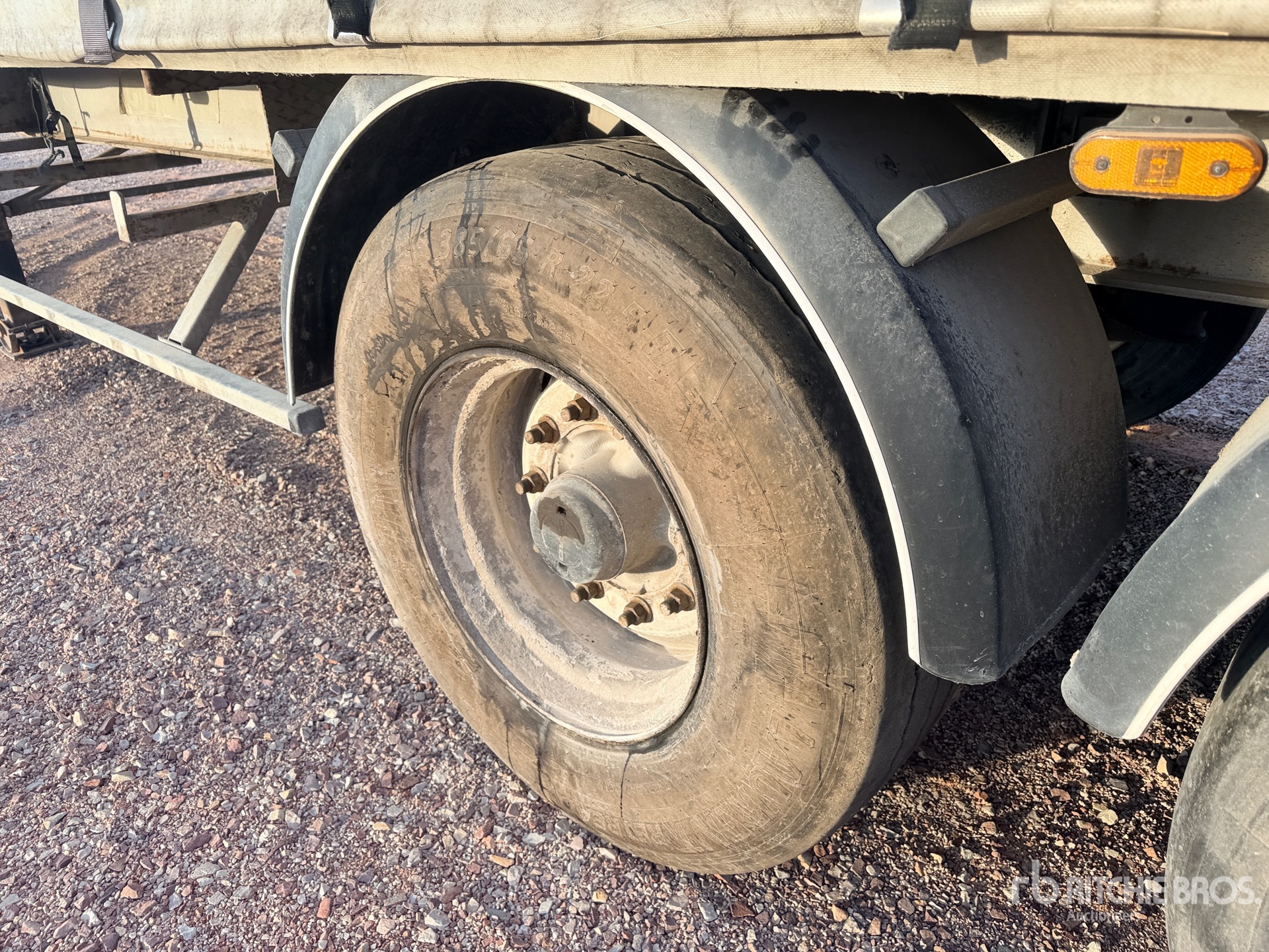 2003 Fruehauf TX34C