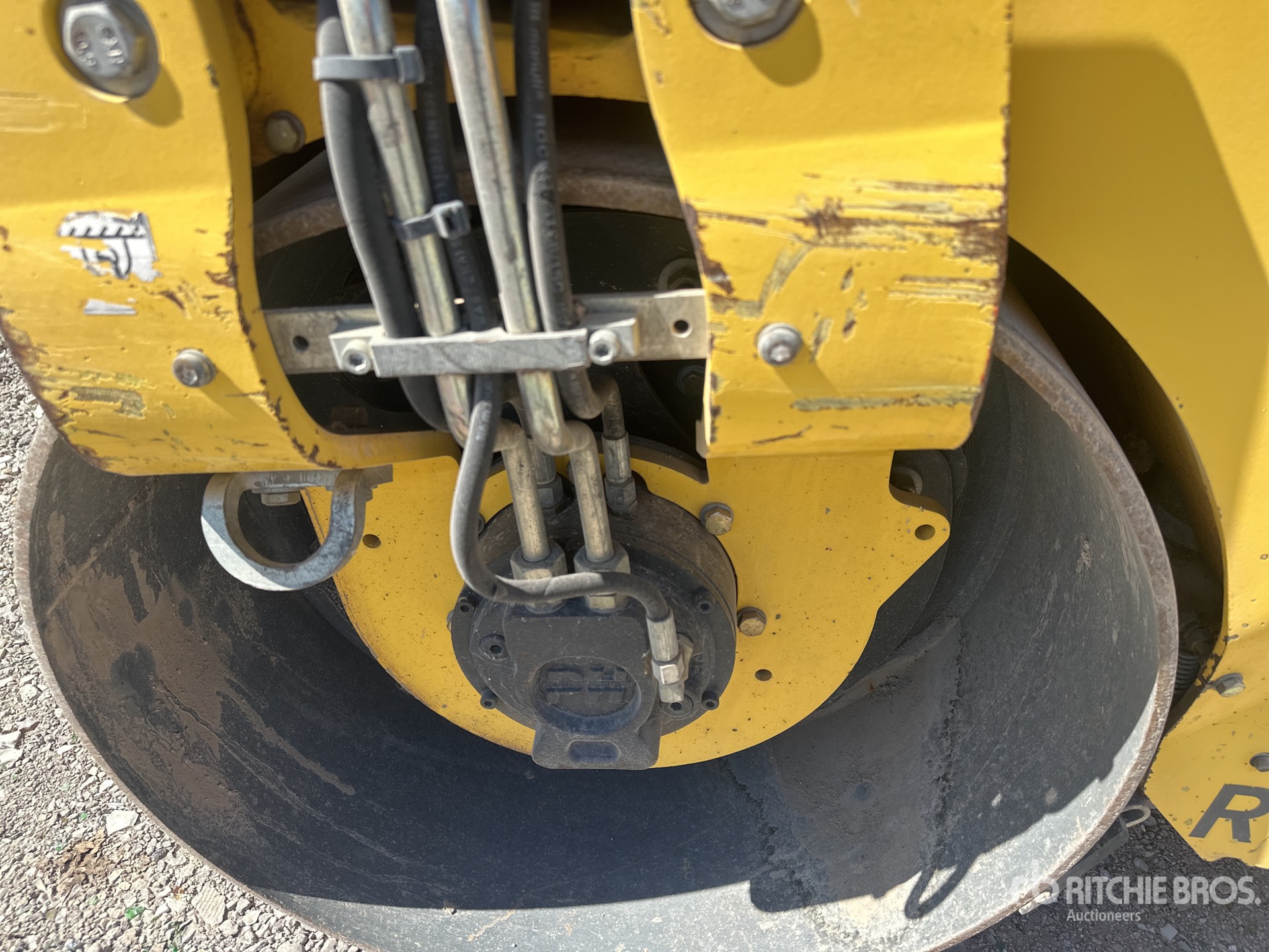 2020 Bomag BW 100AD-5