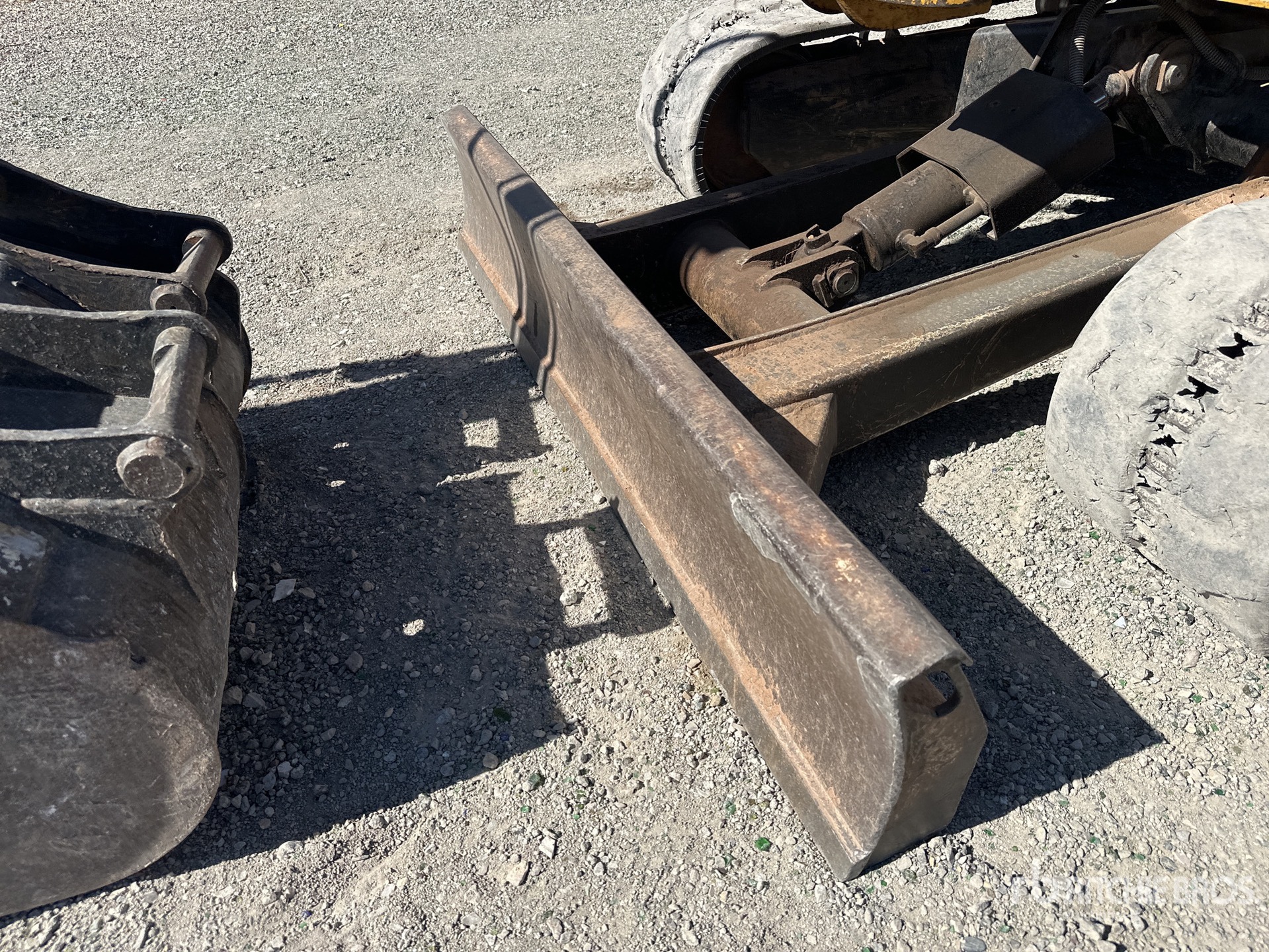 2019 Caterpillar 302.7DCR
