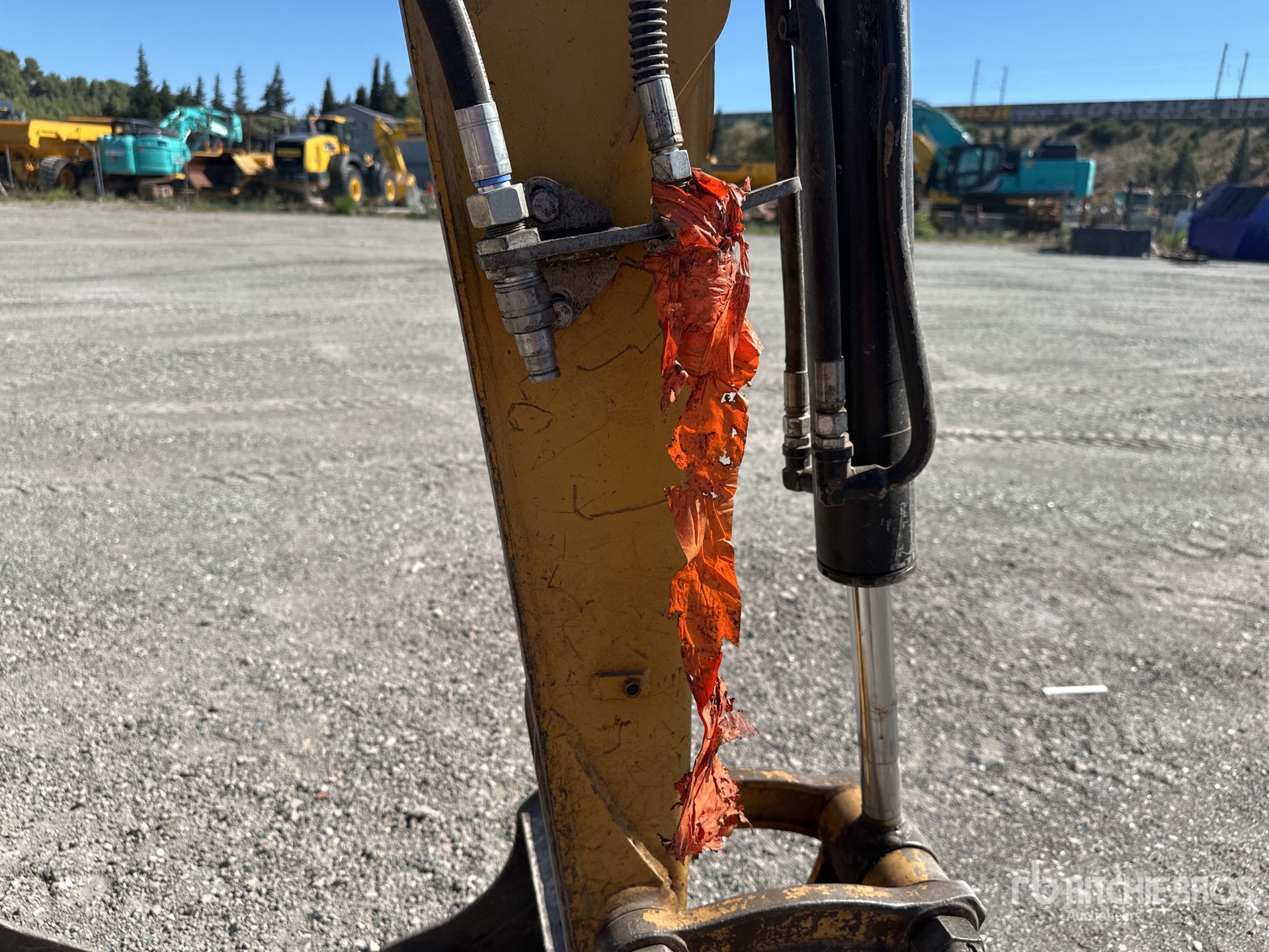 2019 Caterpillar 302.7DCR
