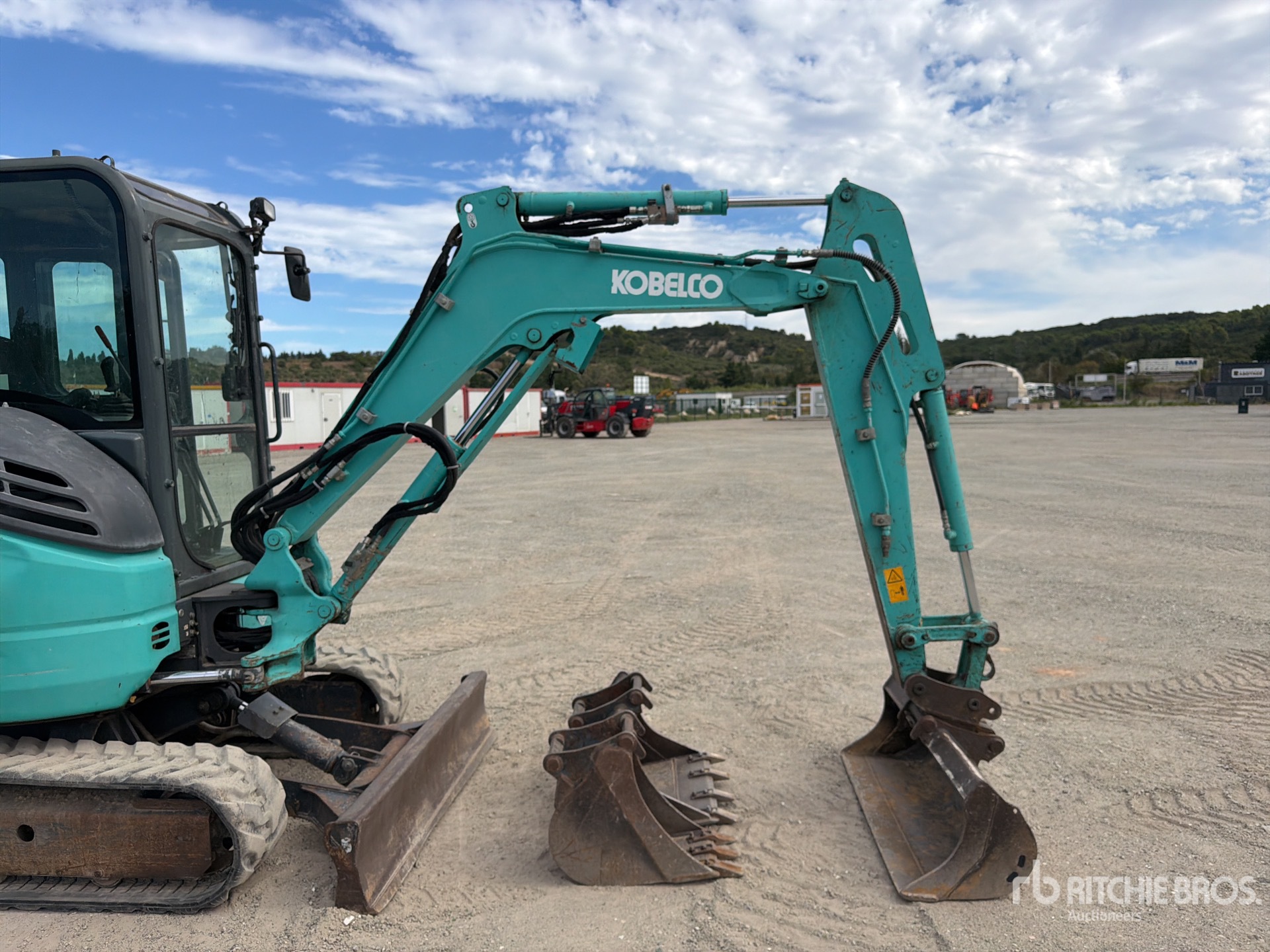 2021 Kobelco SK28SR-6E