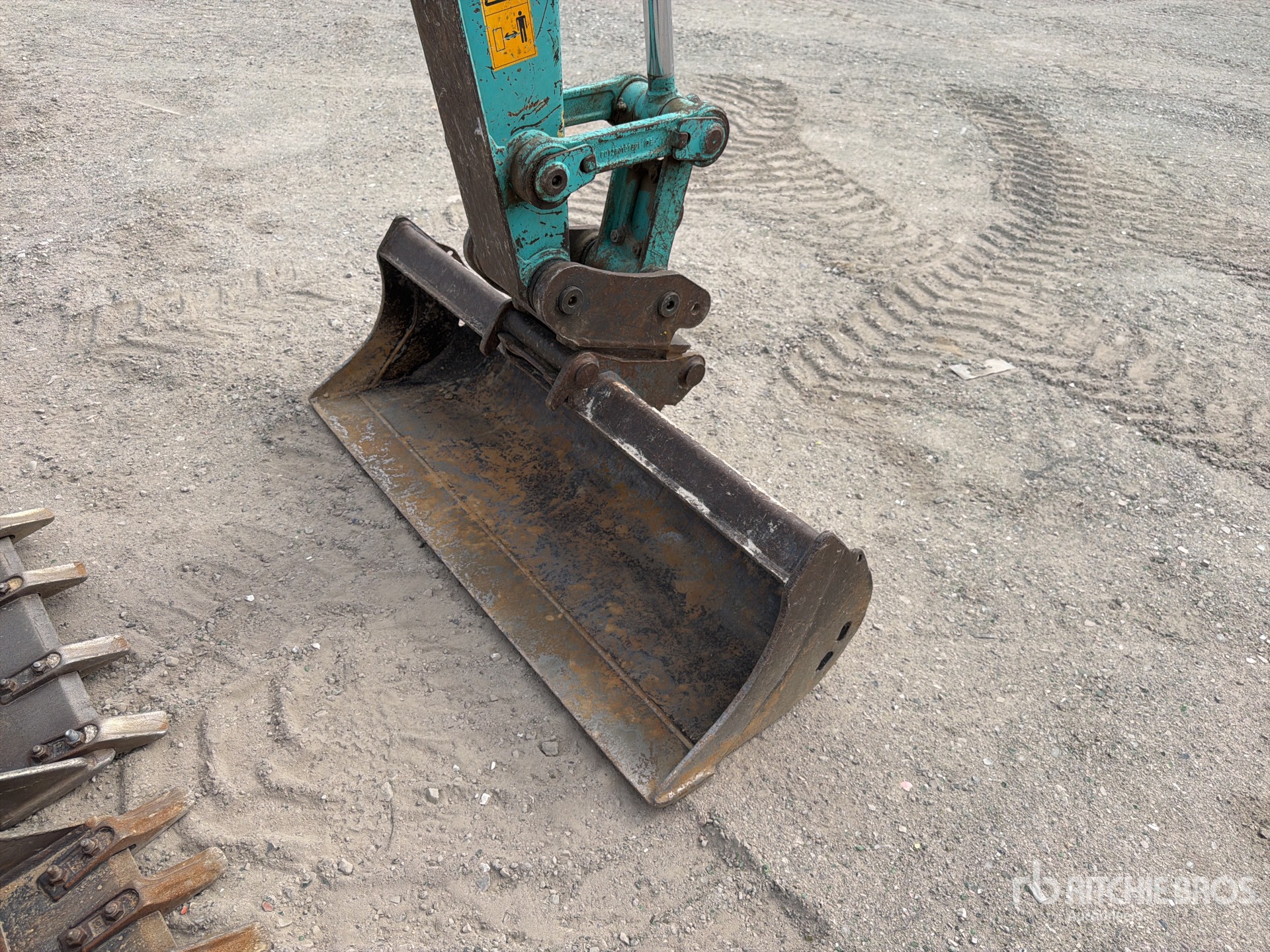 2021 Kobelco SK28SR-6E