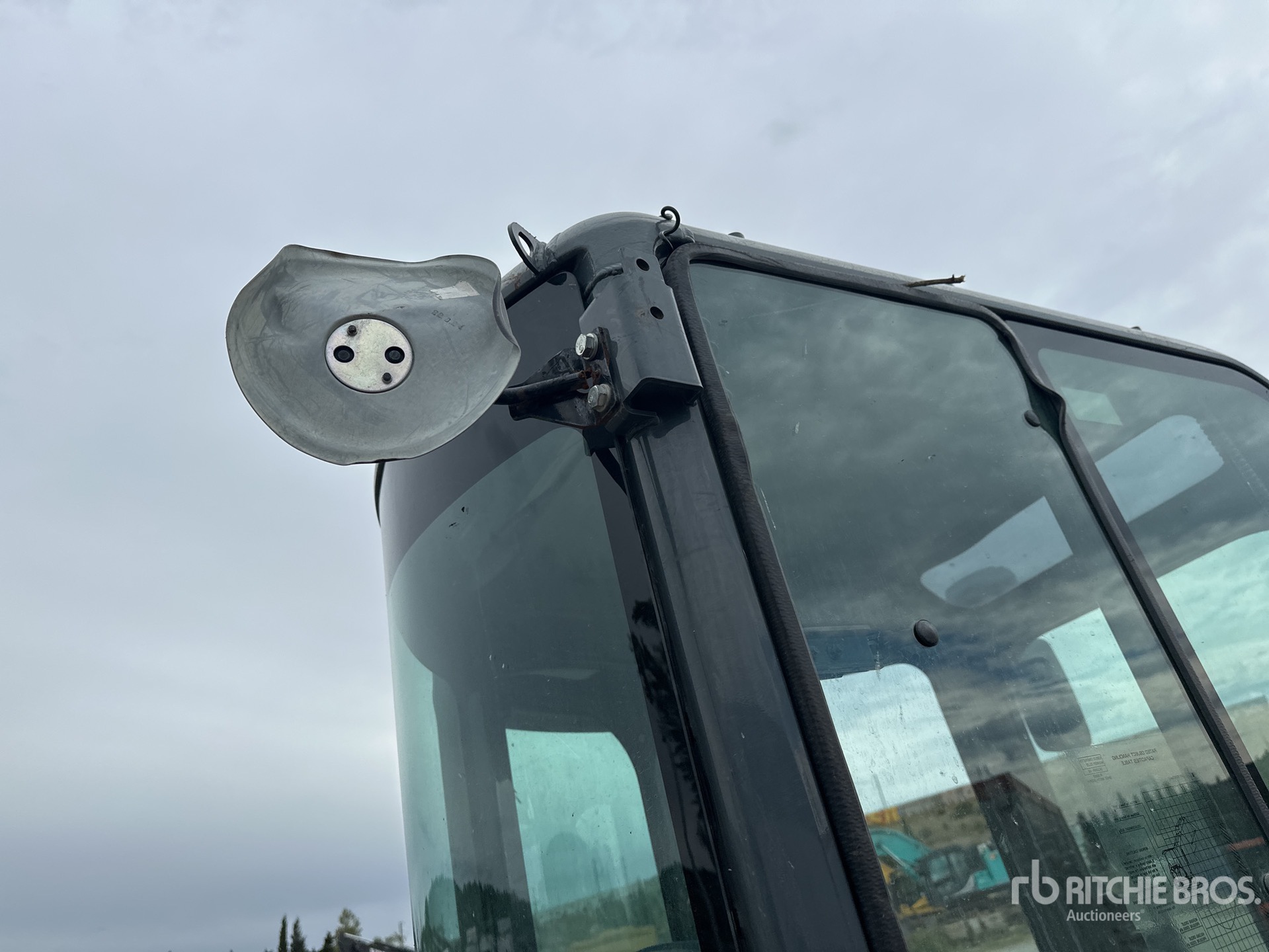2021 Kobelco SK28SR-6E