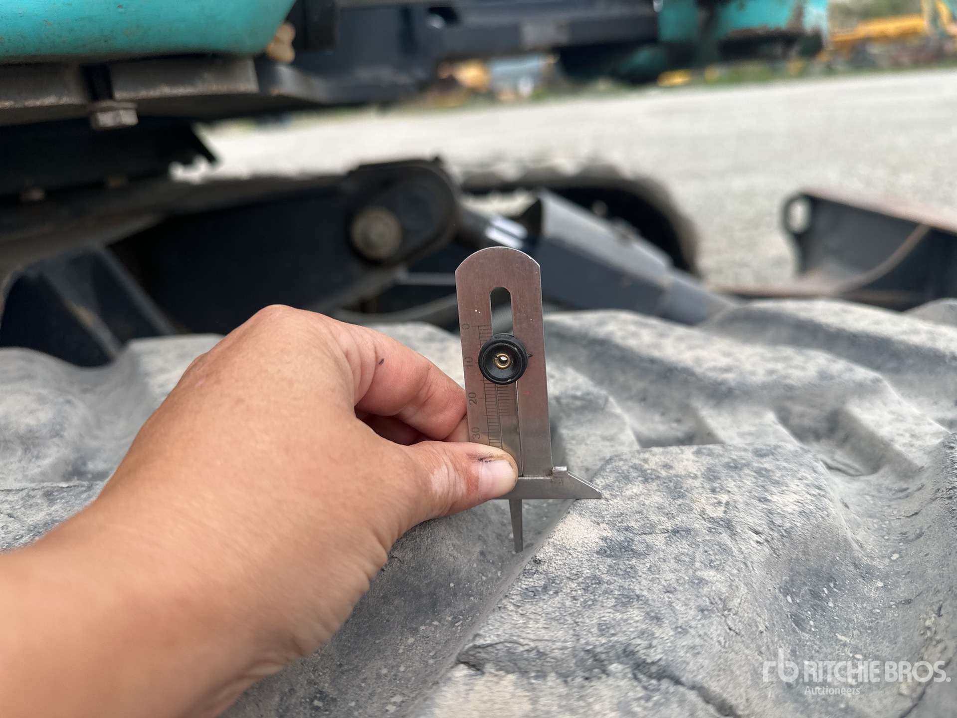 2021 Kobelco SK28SR-6E