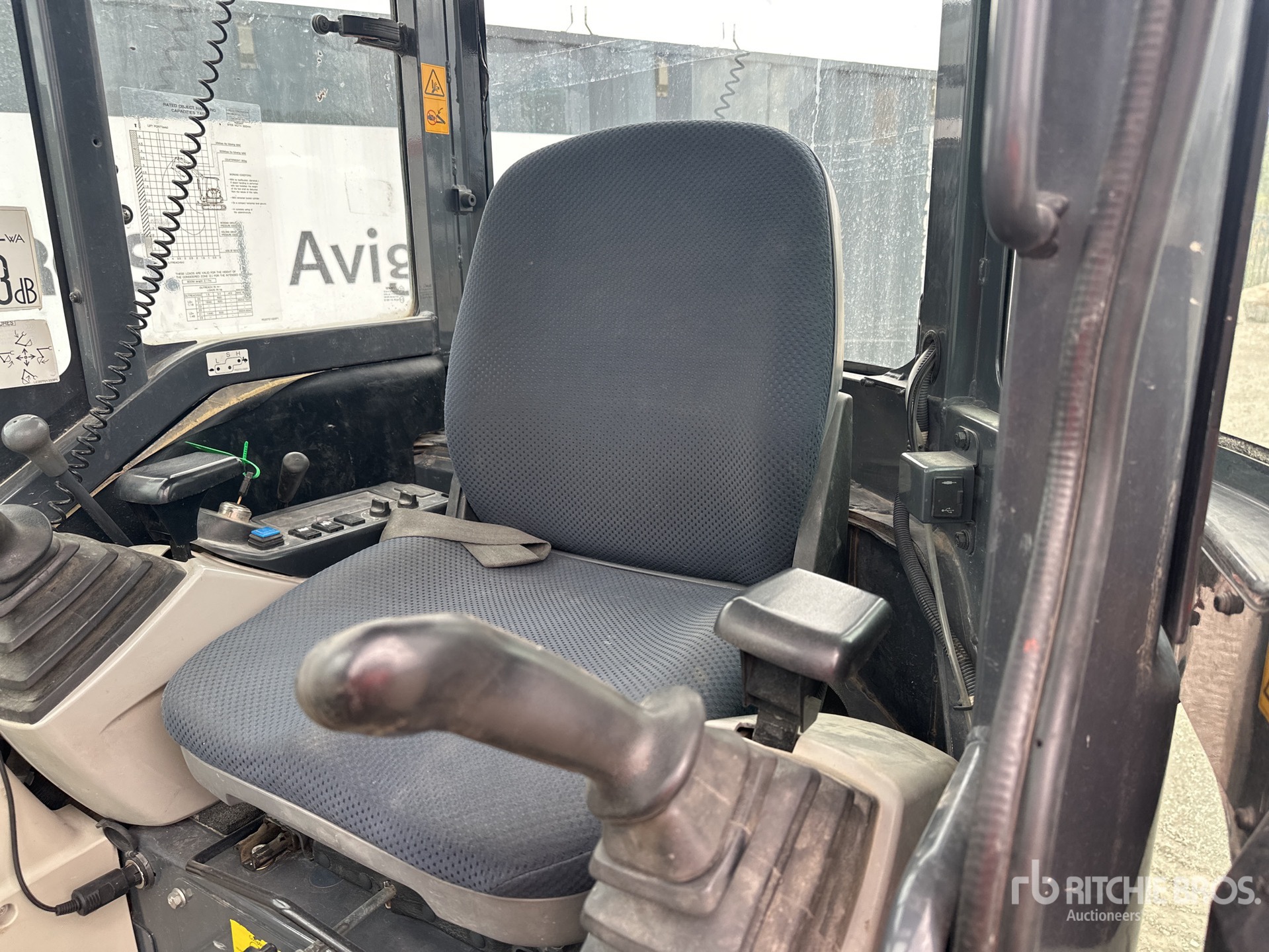 2021 Kobelco SK28SR-6E
