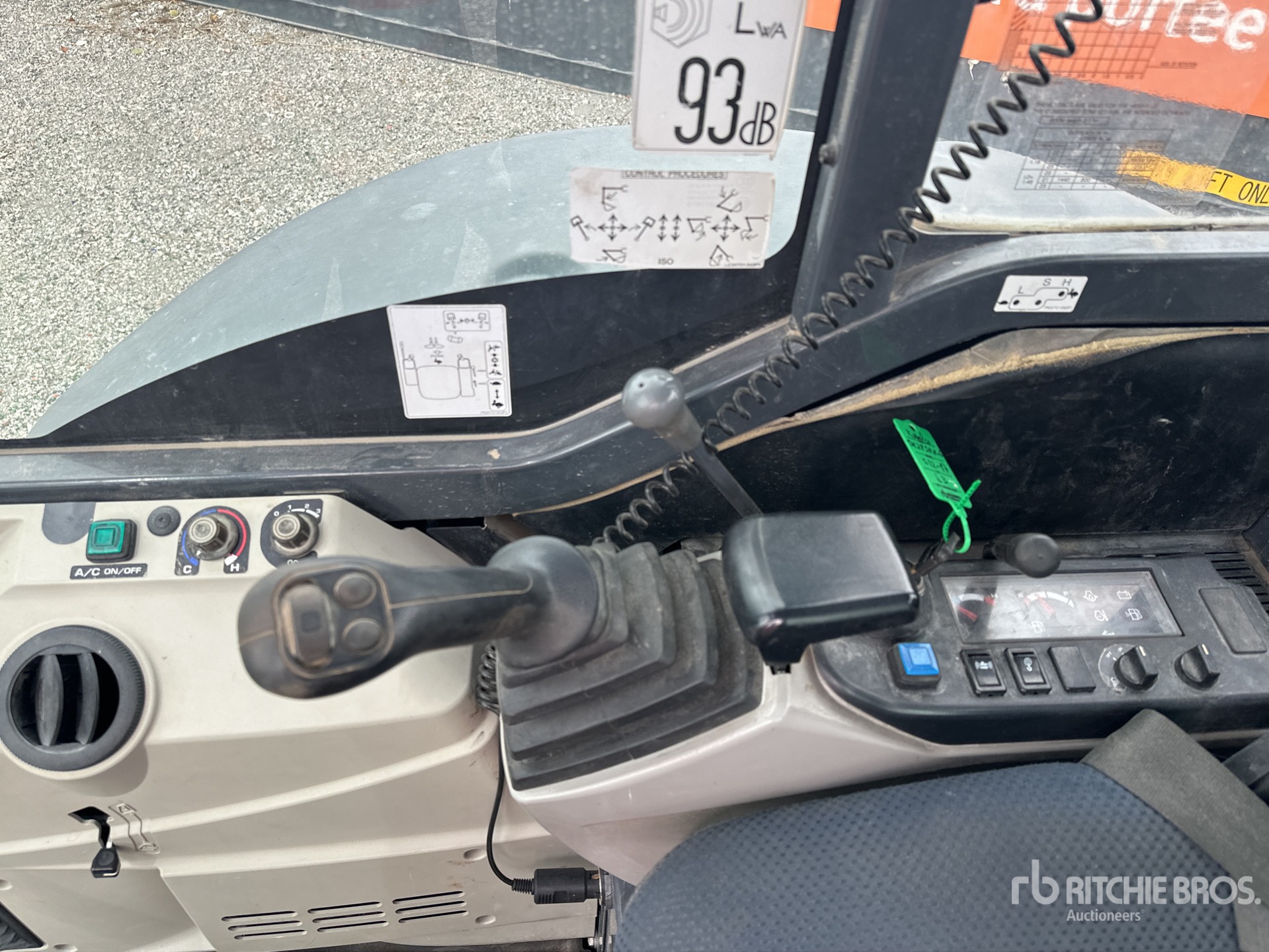 2021 Kobelco SK28SR-6E