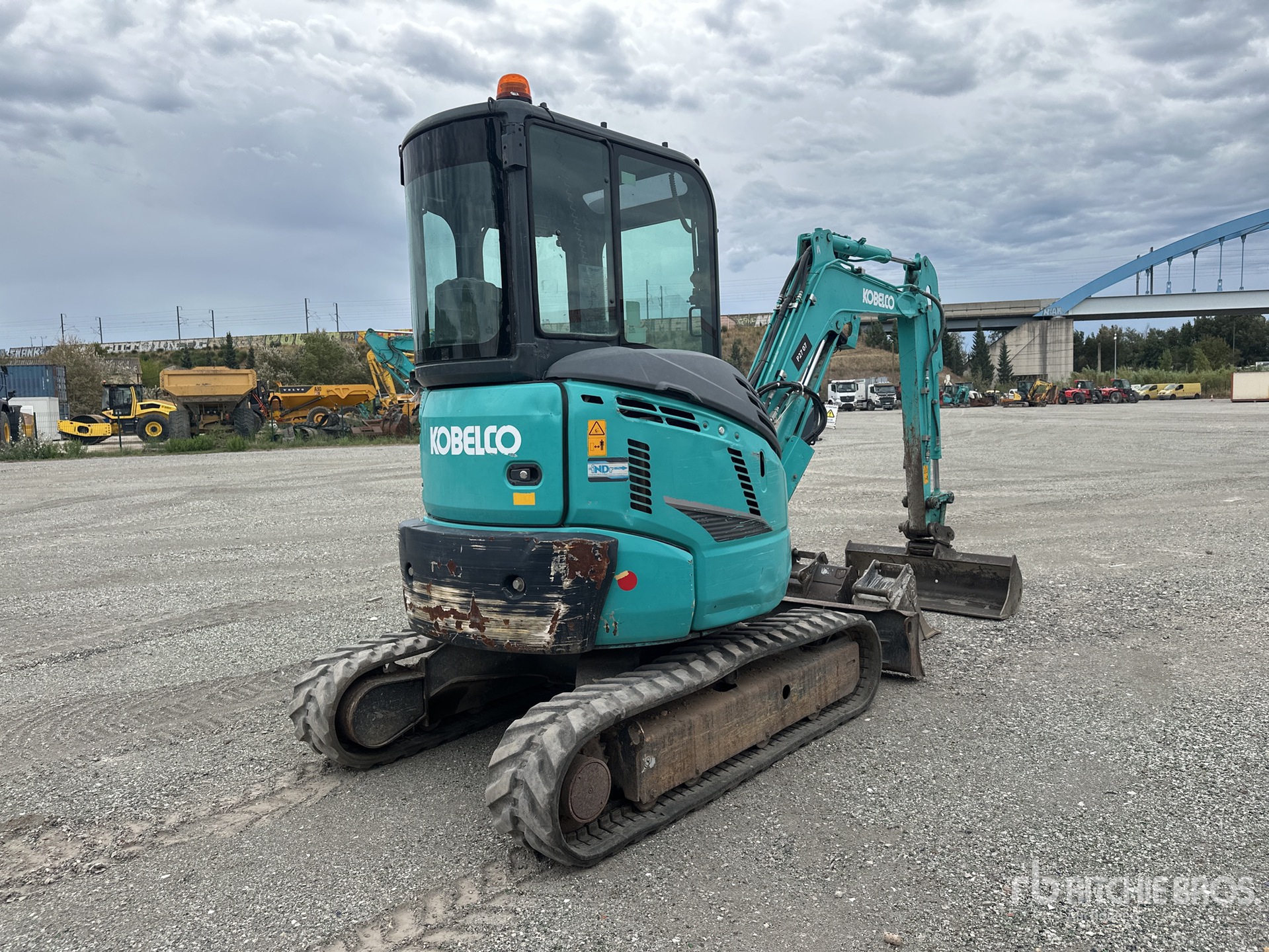 2021 Kobelco SK28SR-6E