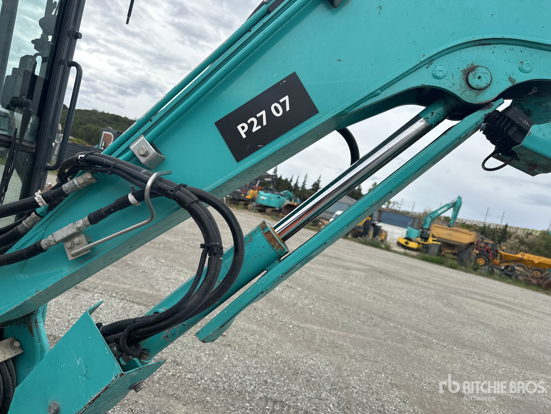 2021 Kobelco SK28SR-6E