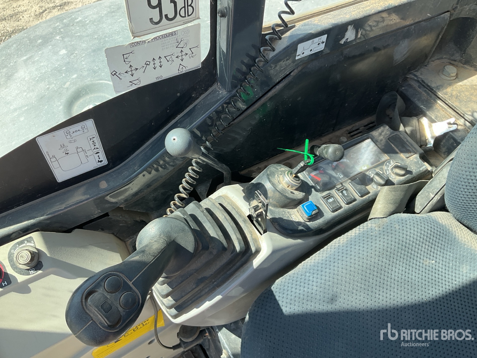2021 Kobelco SK28SRX-6