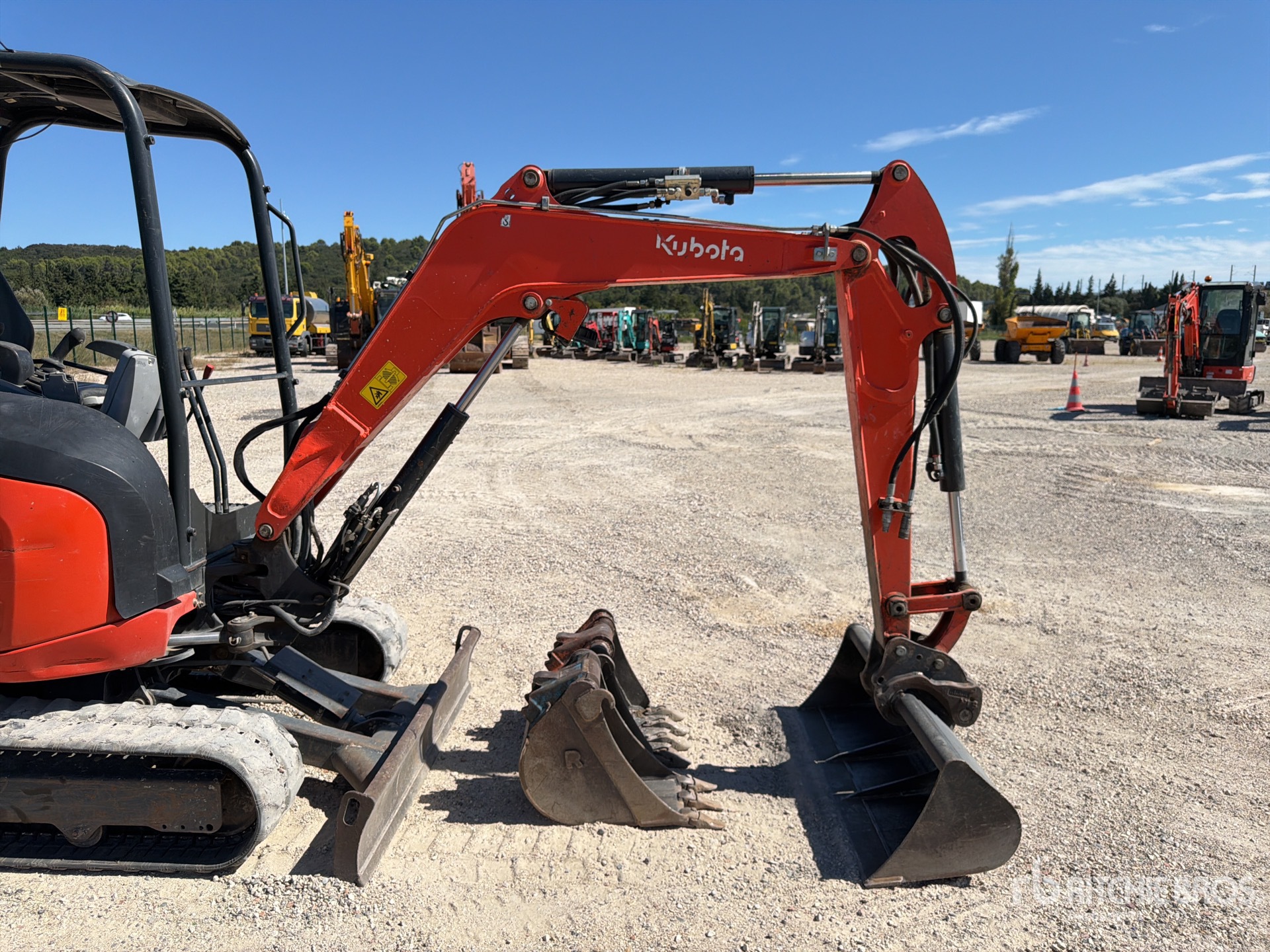 2021 Kubota U27-4