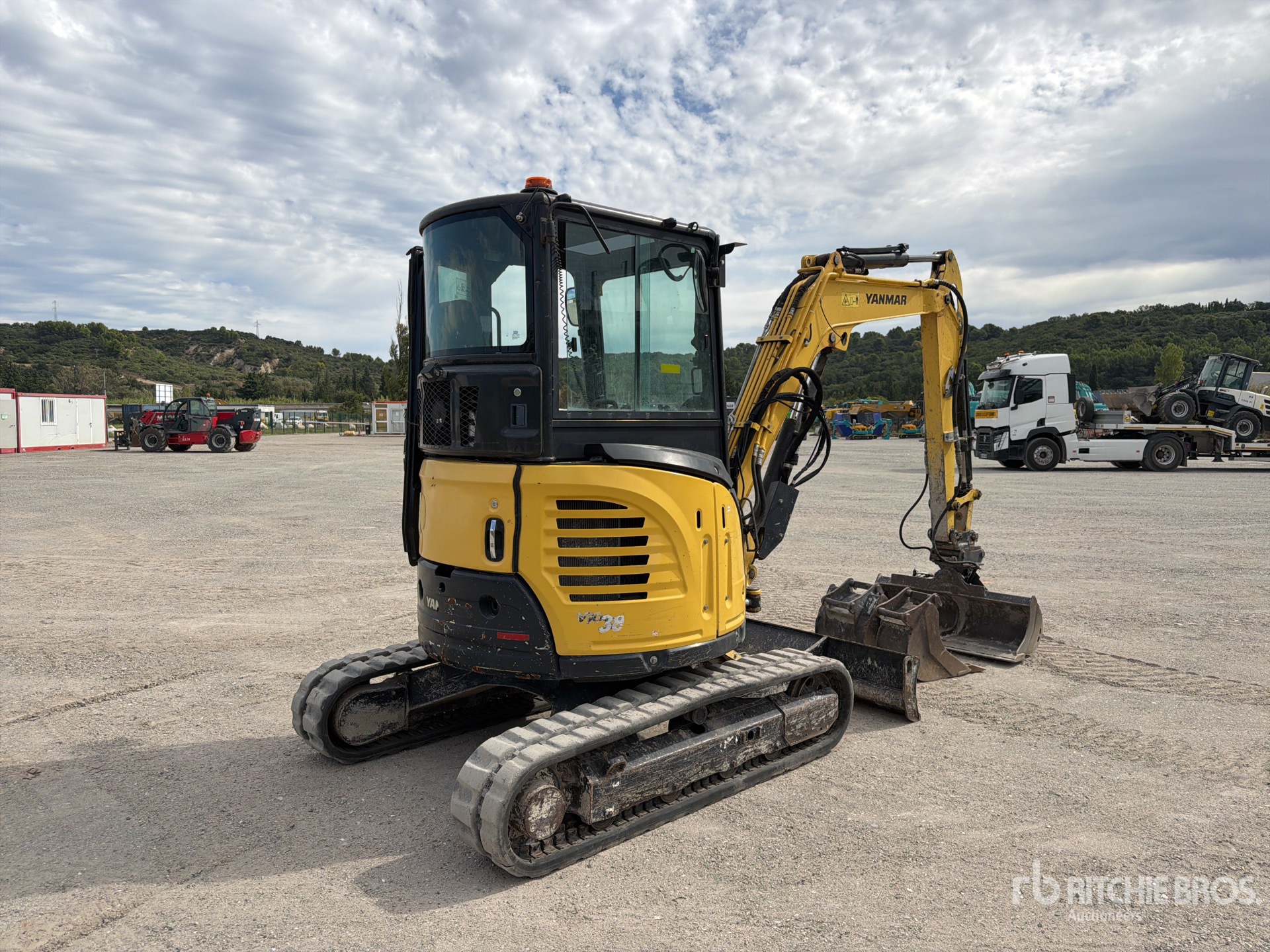 2020 Yanmar VIO 38 CLASSIC