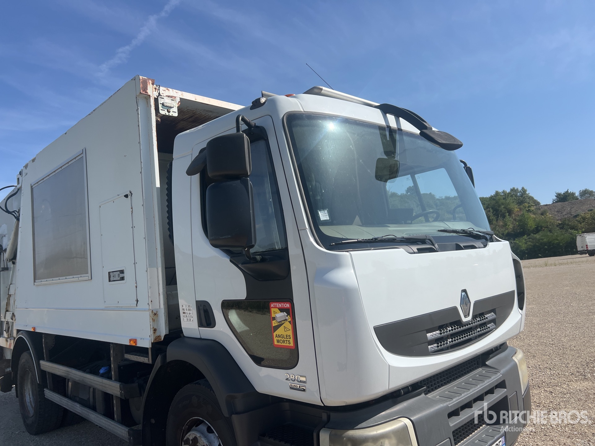 2008 Renault PREMIUM