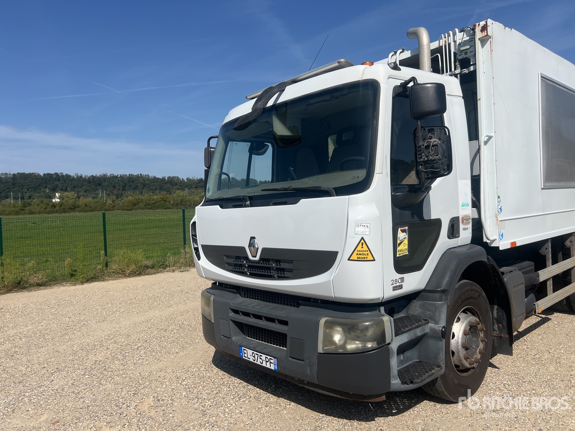 2008 Renault PREMIUM