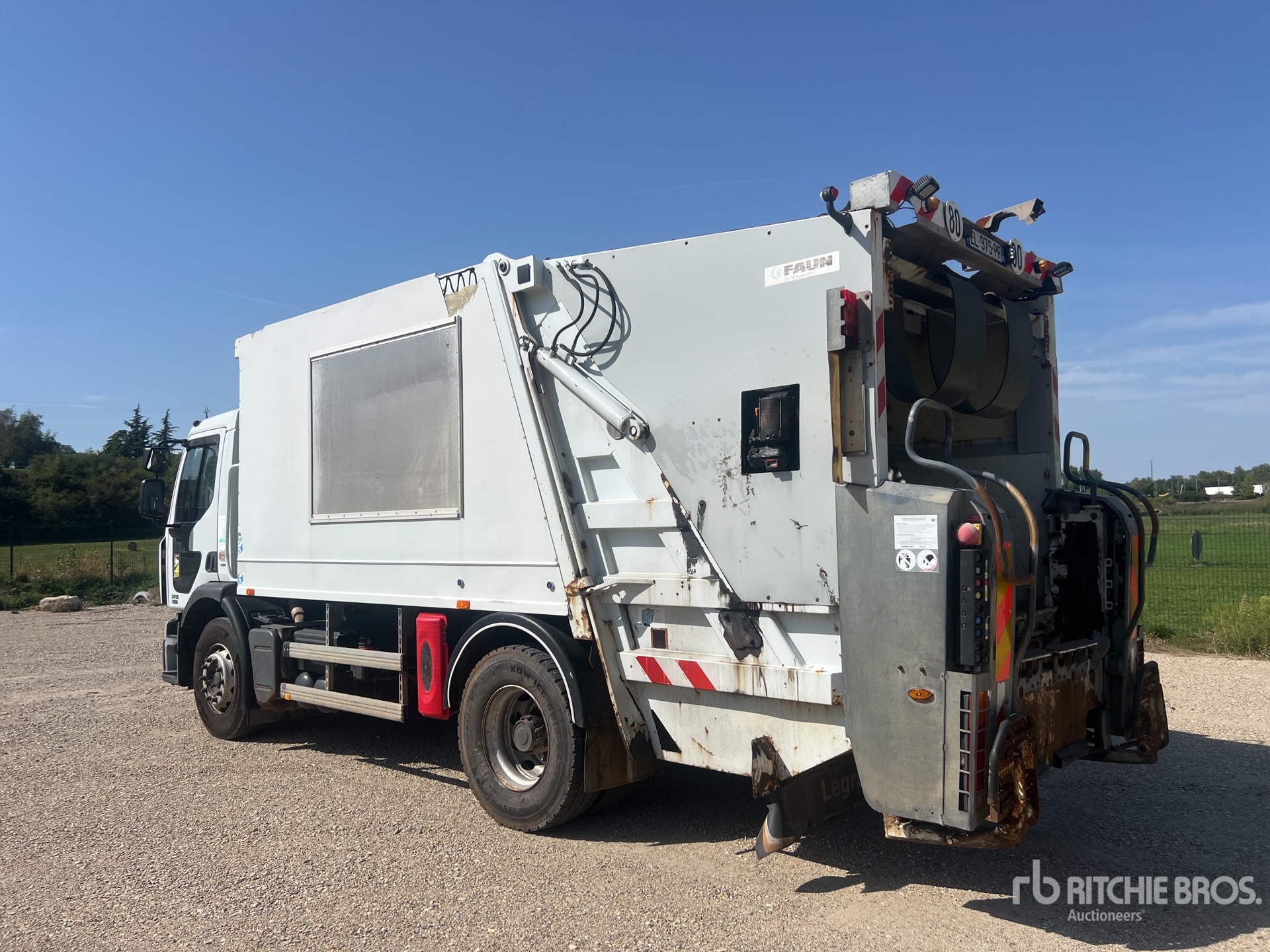 2008 Renault PREMIUM