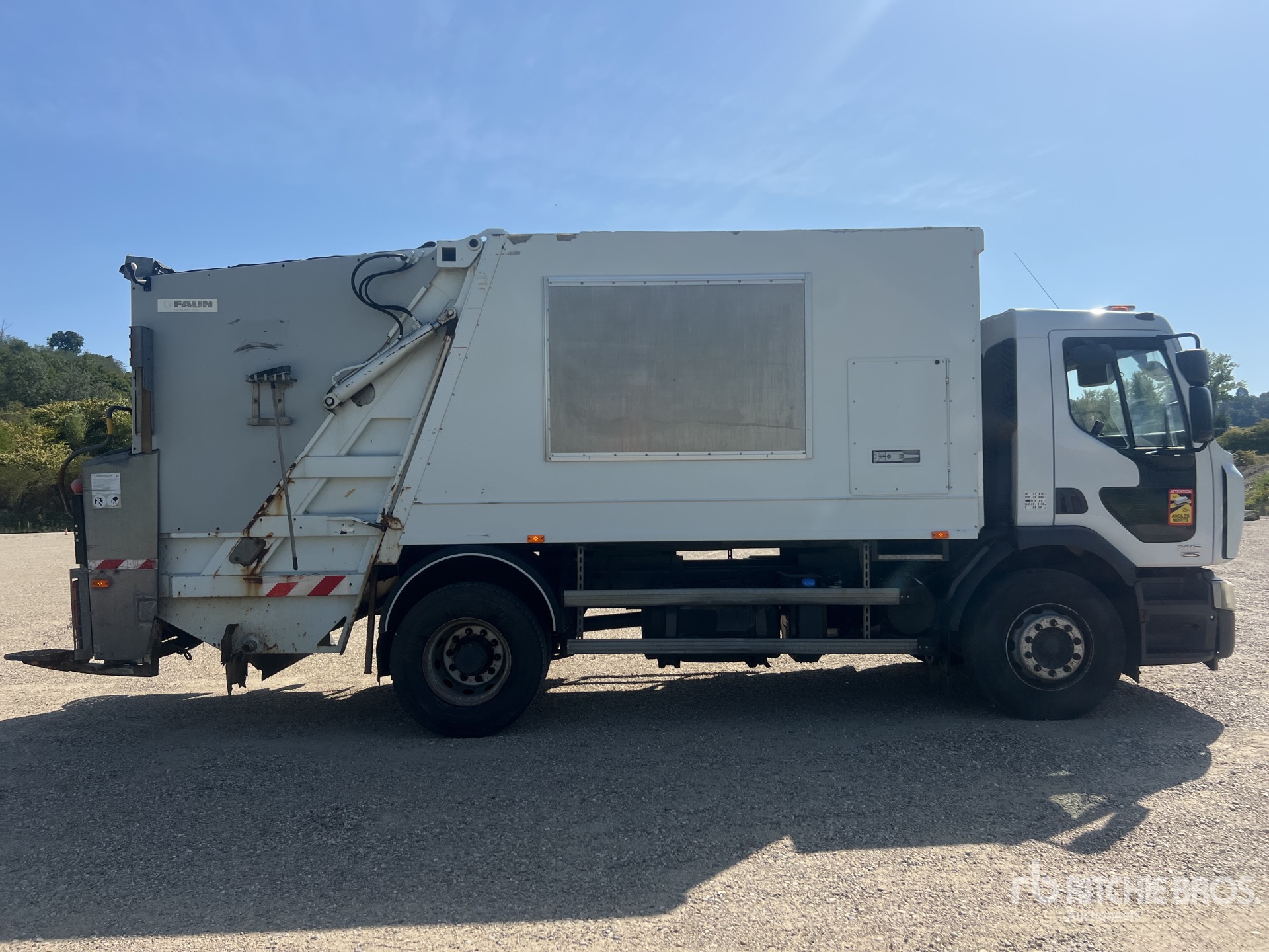 2008 Renault PREMIUM