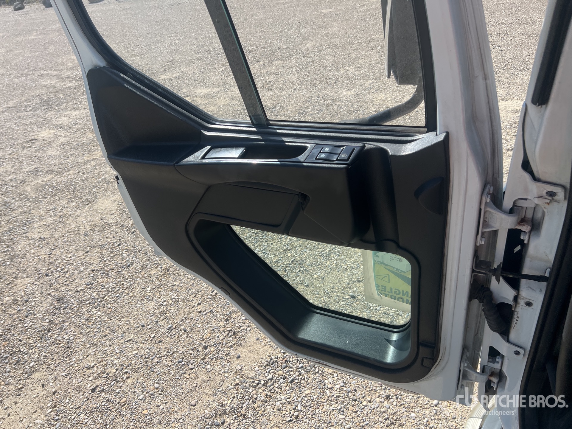 2008 Renault PREMIUM
