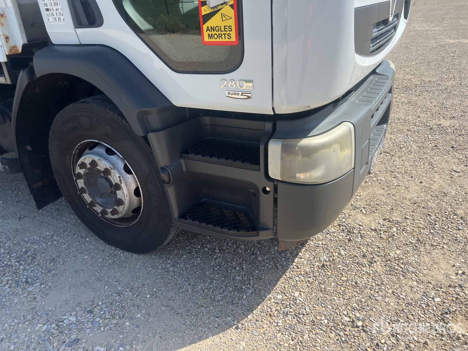 2008 Renault PREMIUM