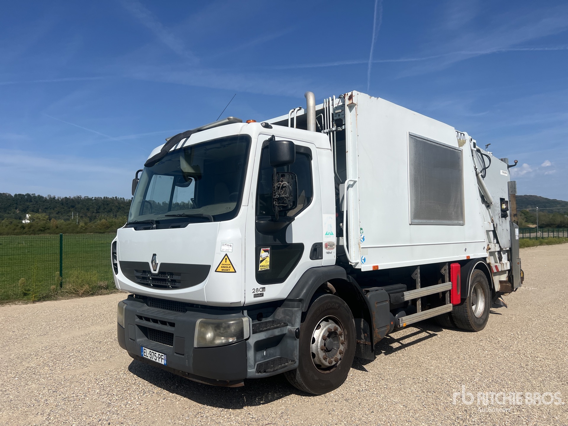 2008 Renault PREMIUM