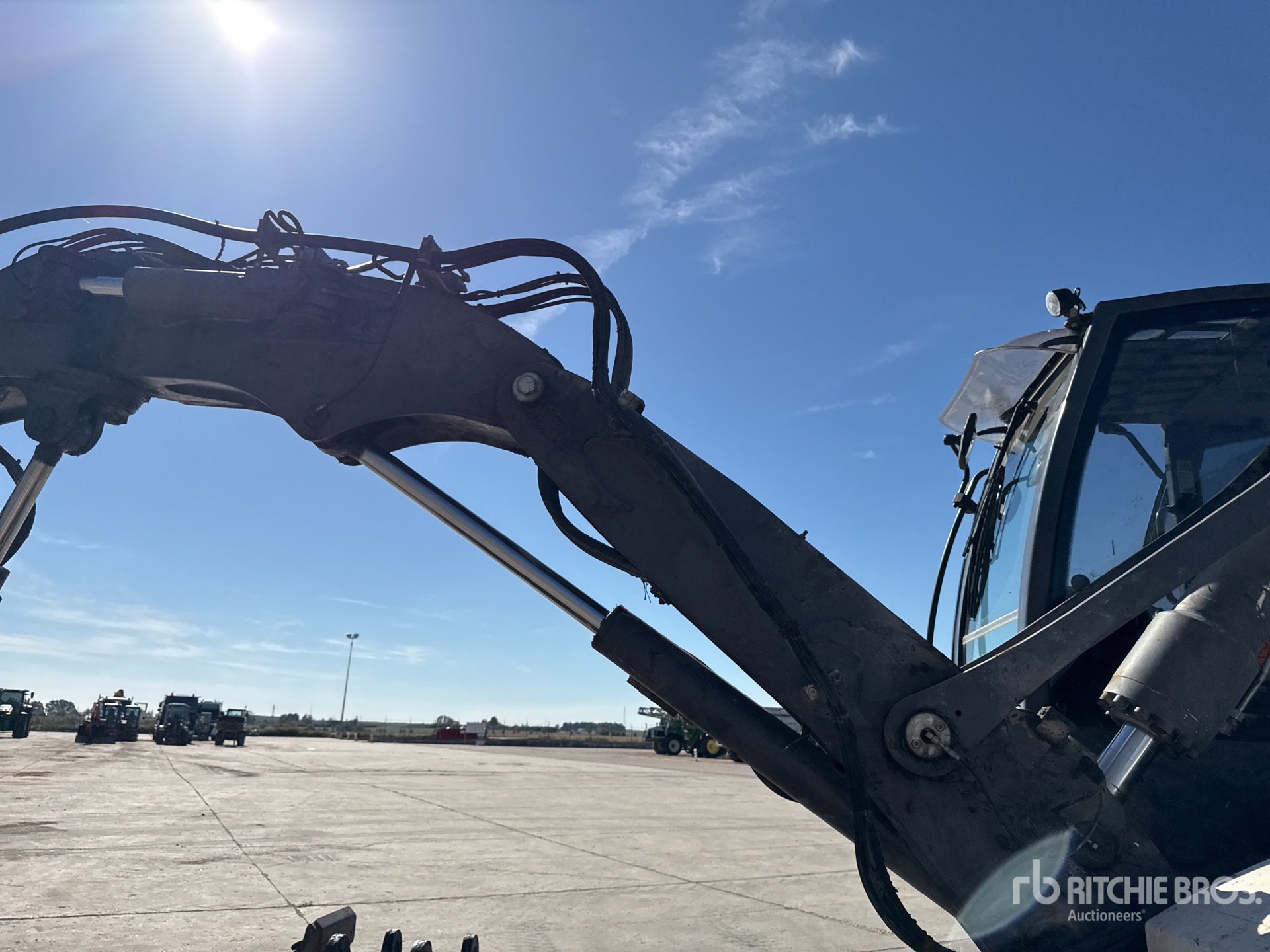 2016 Mecalac 12MTX