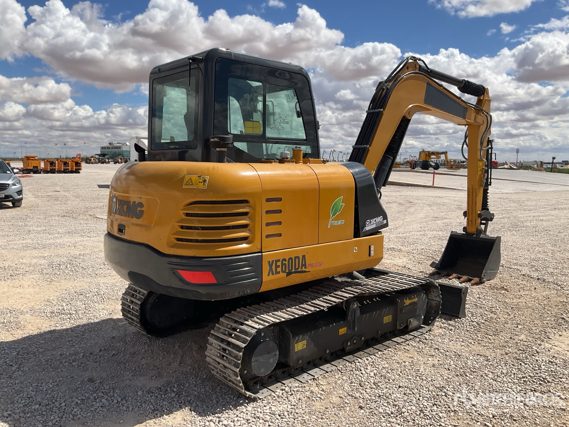 2020 XCMG XE60DA