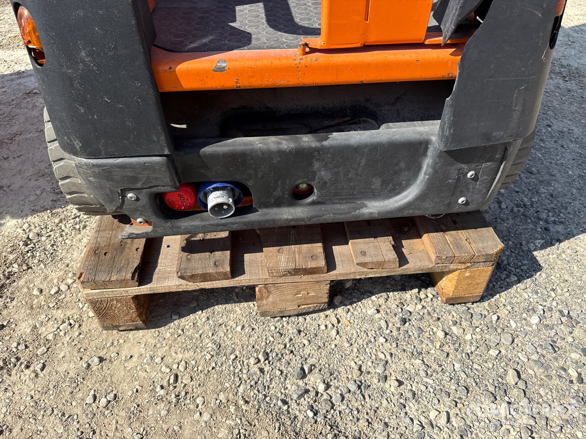 2019 Airo V6 E