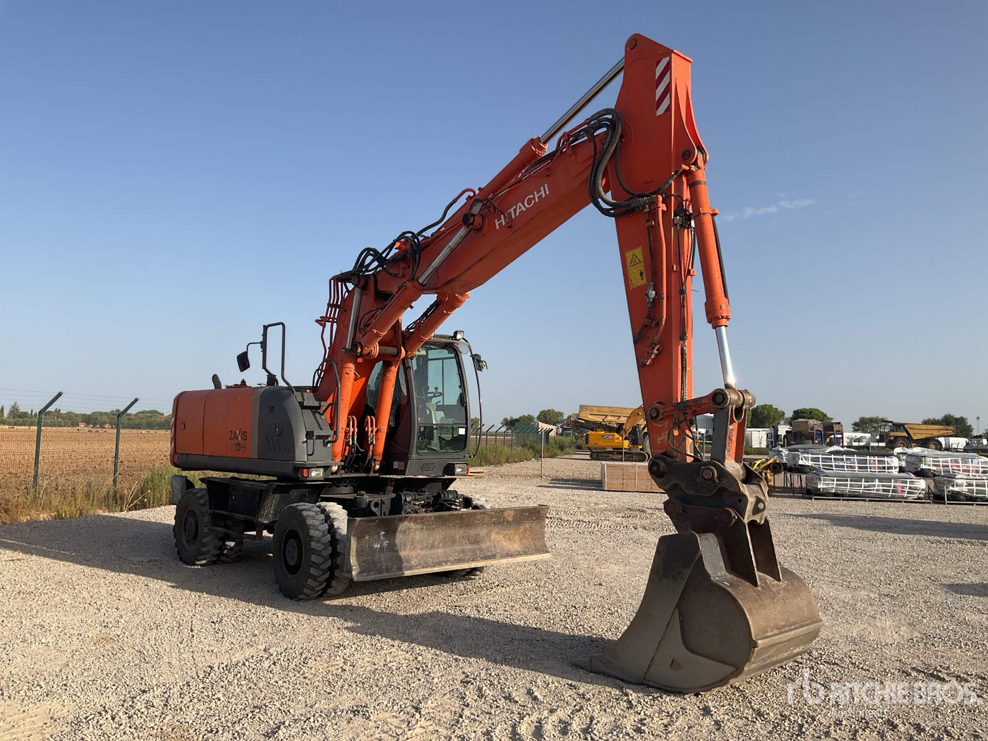 2009 Hitachi ZX210W-3