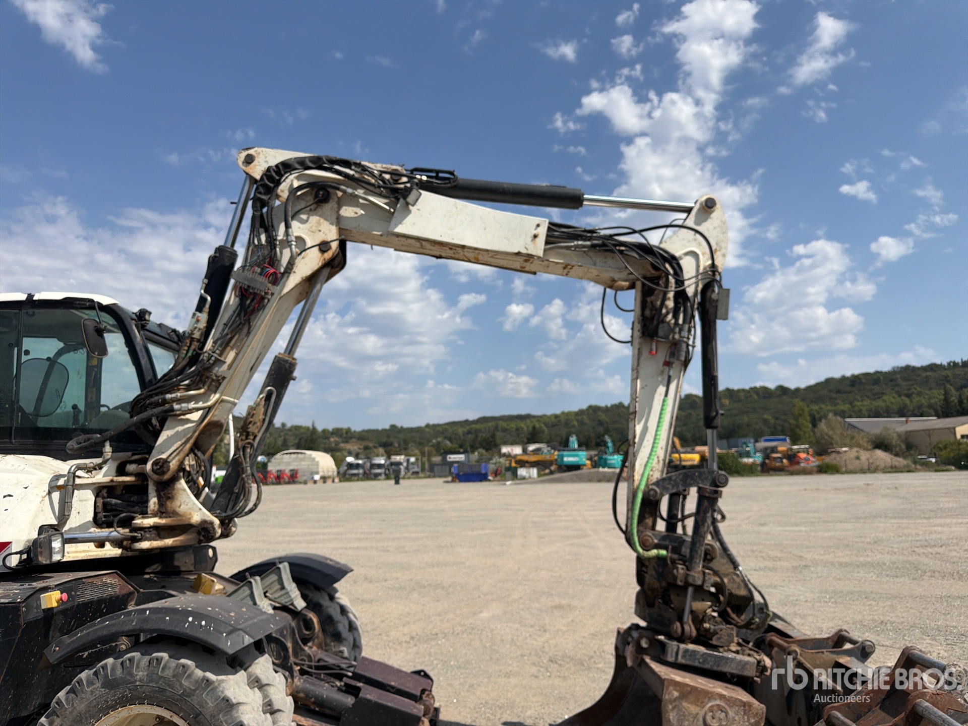 2018 JCB HD110WT 4F
