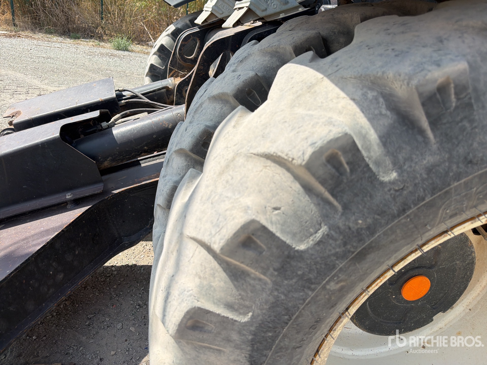 2018 JCB HD110WT 4F