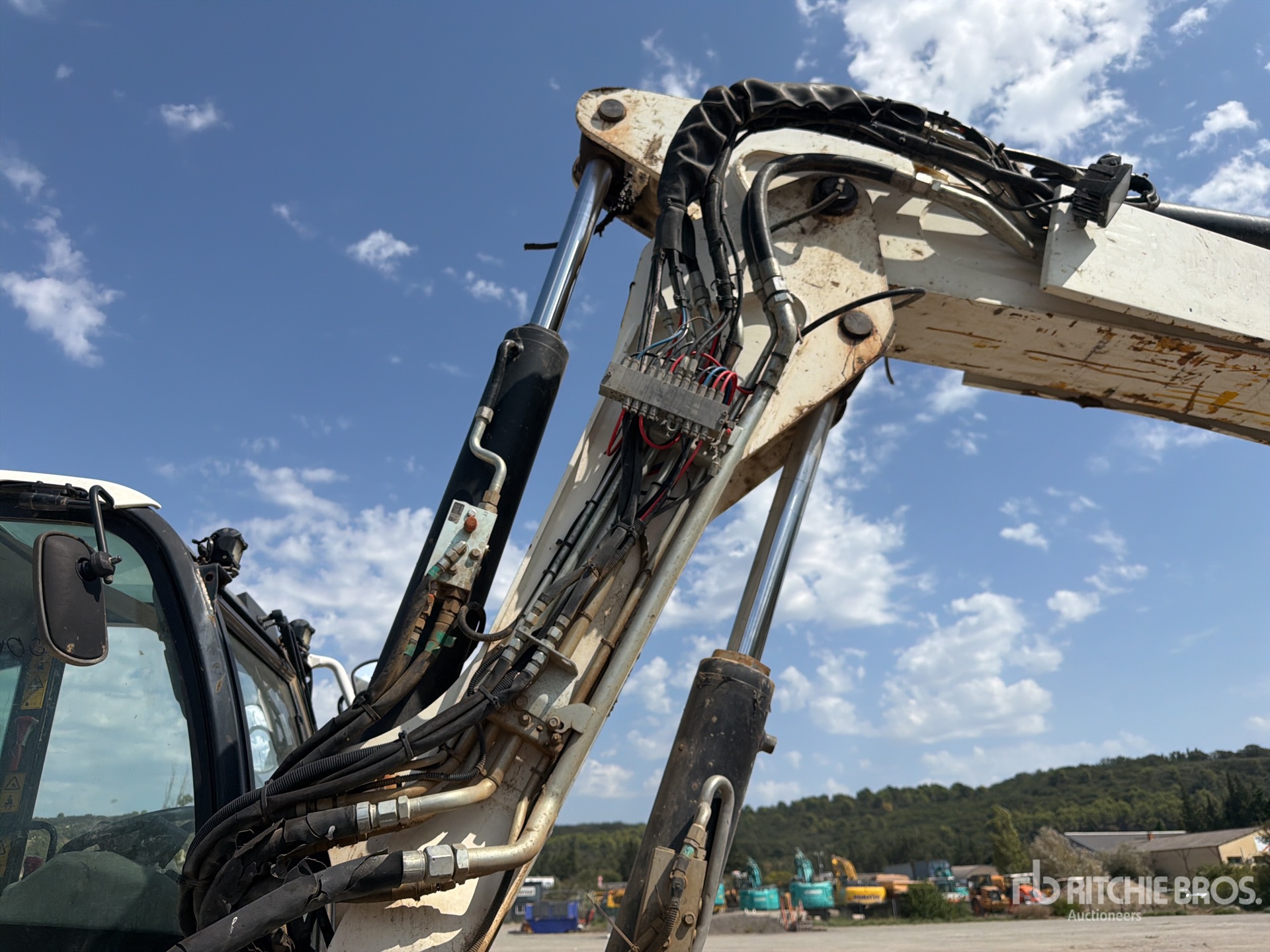 2018 JCB HD110WT 4F