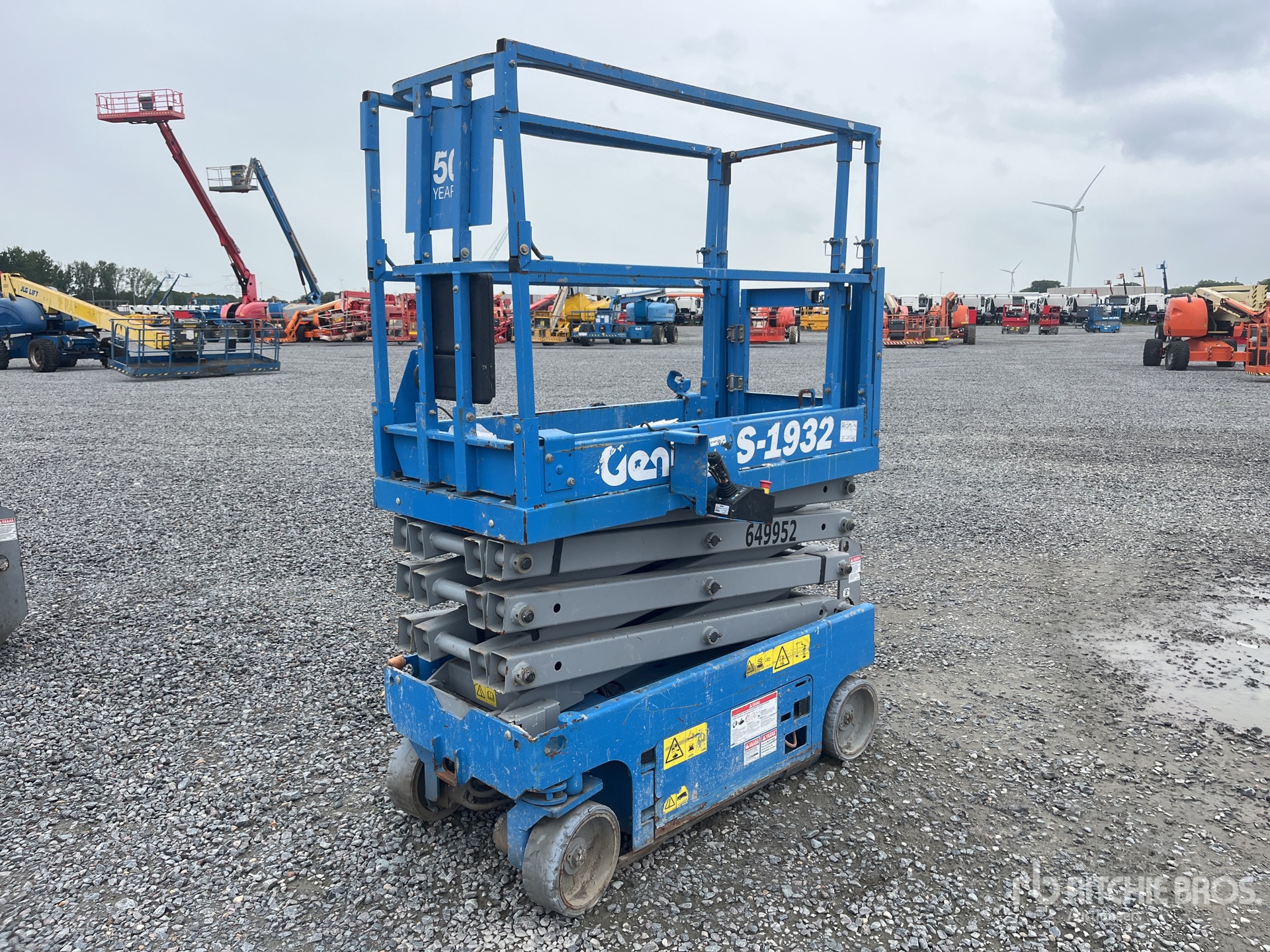 2016 Genie GS1932