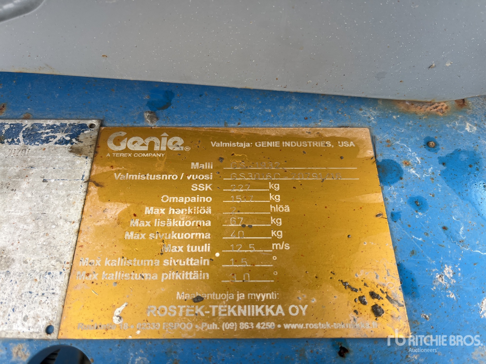 2016 Genie GS1932