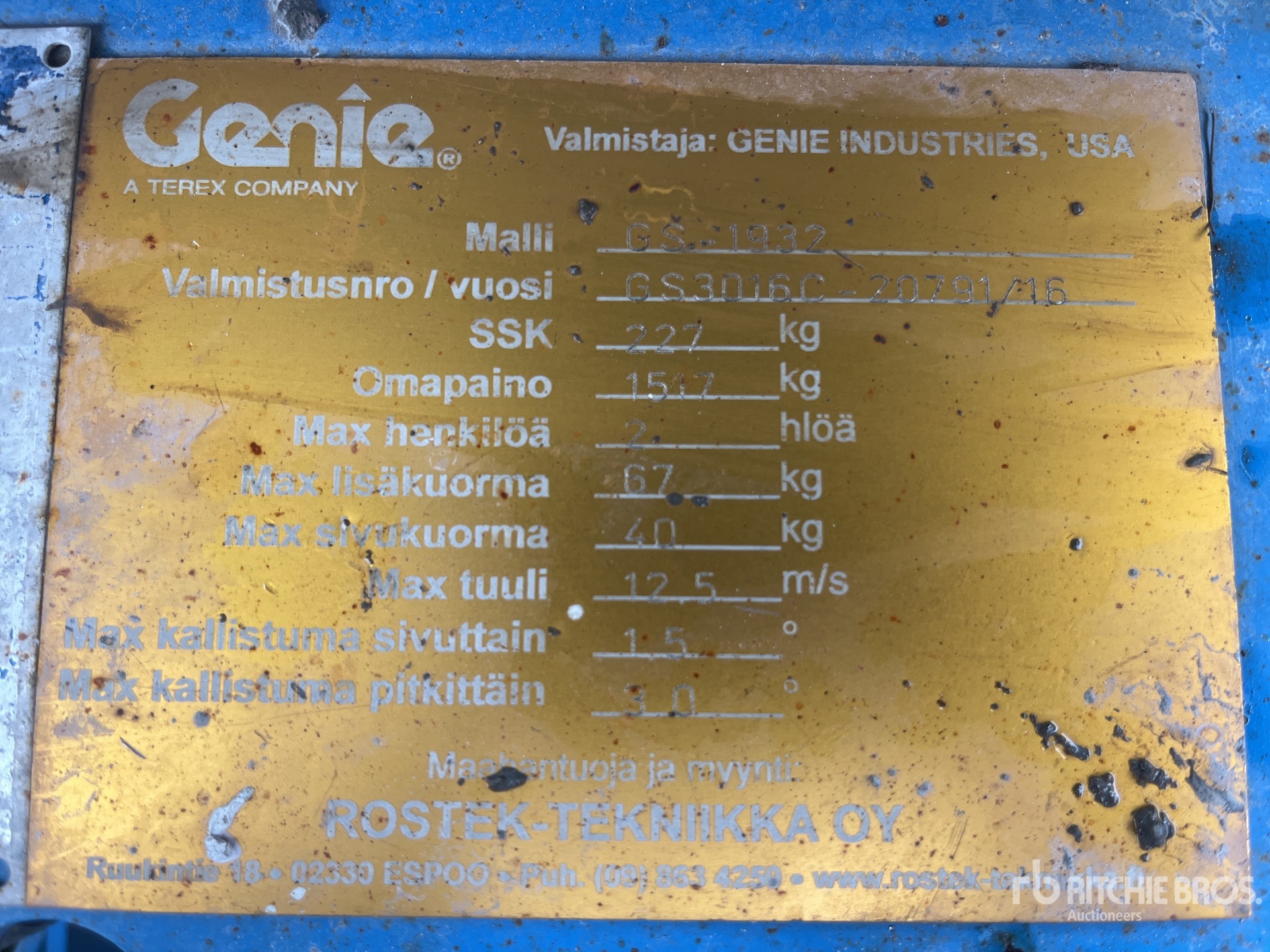 2016 Genie GS1932