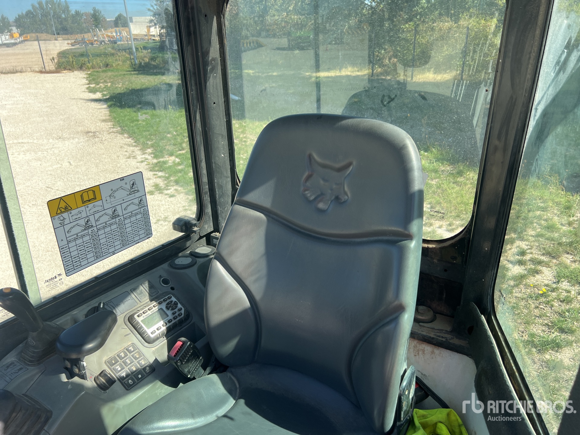 2018 Bobcat E26 E M