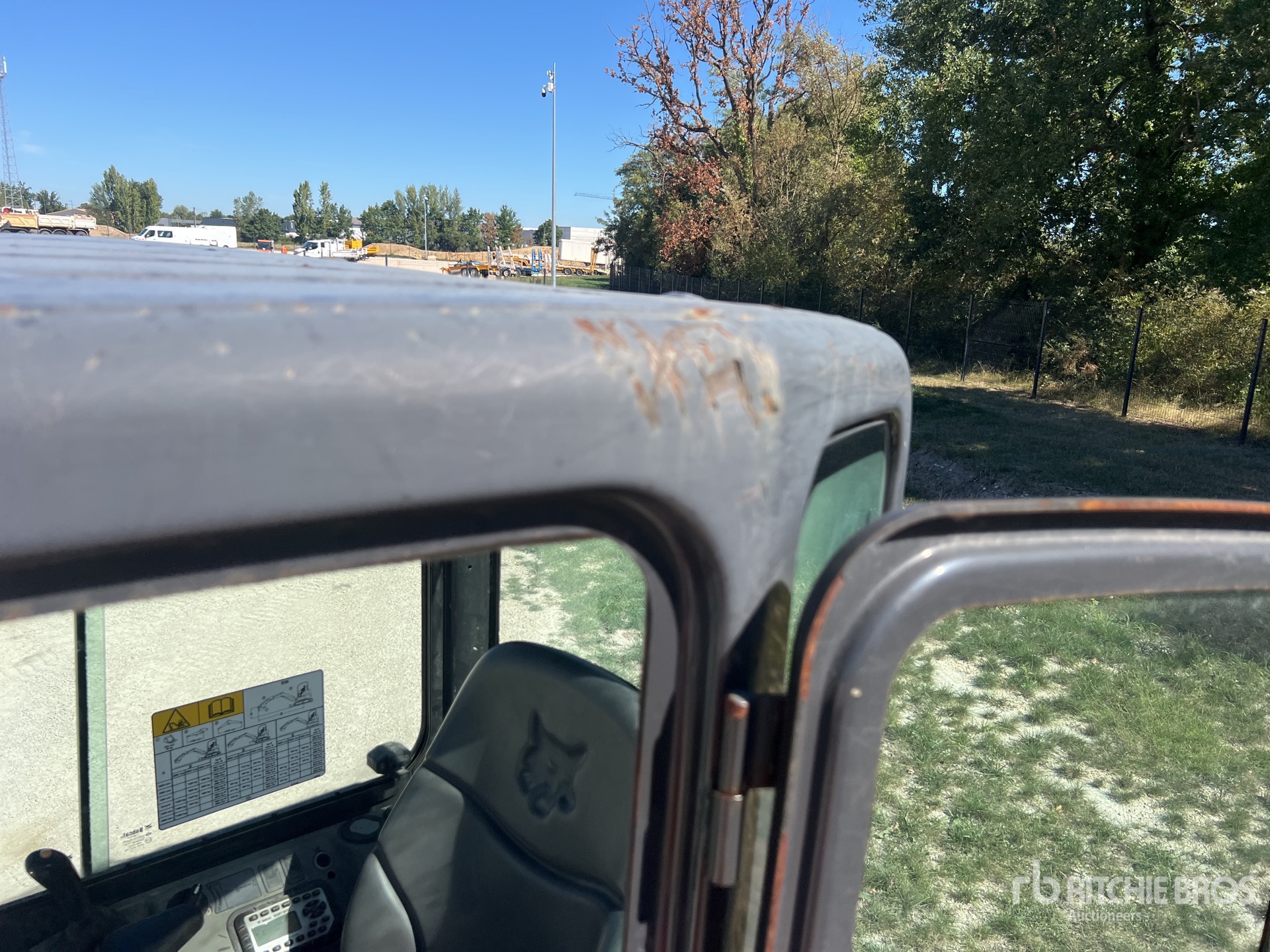 2018 Bobcat E26 E M