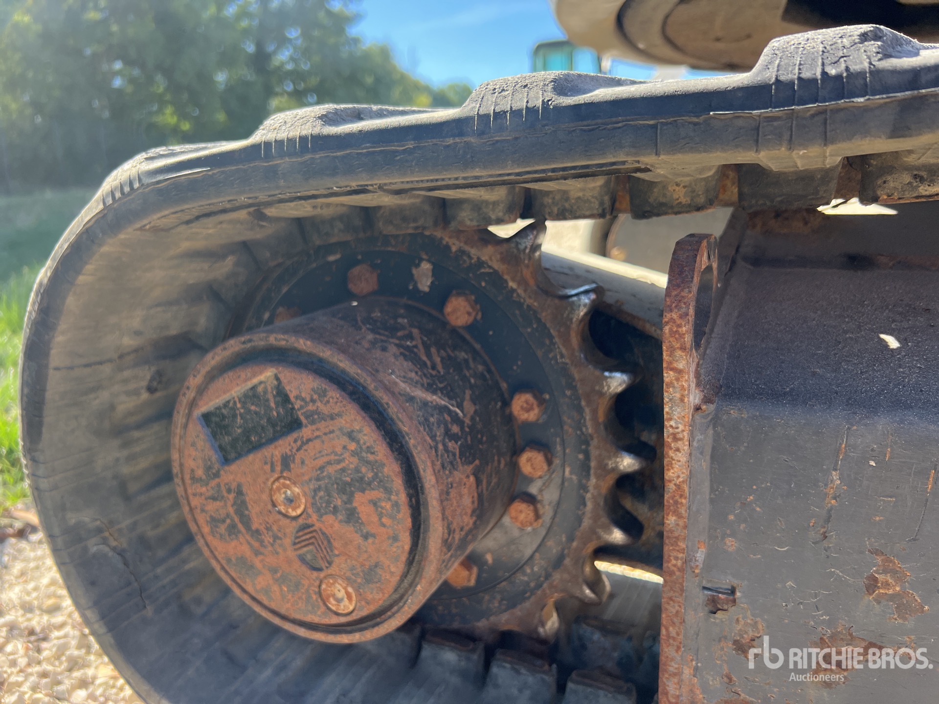 2013 Bobcat E26 E M